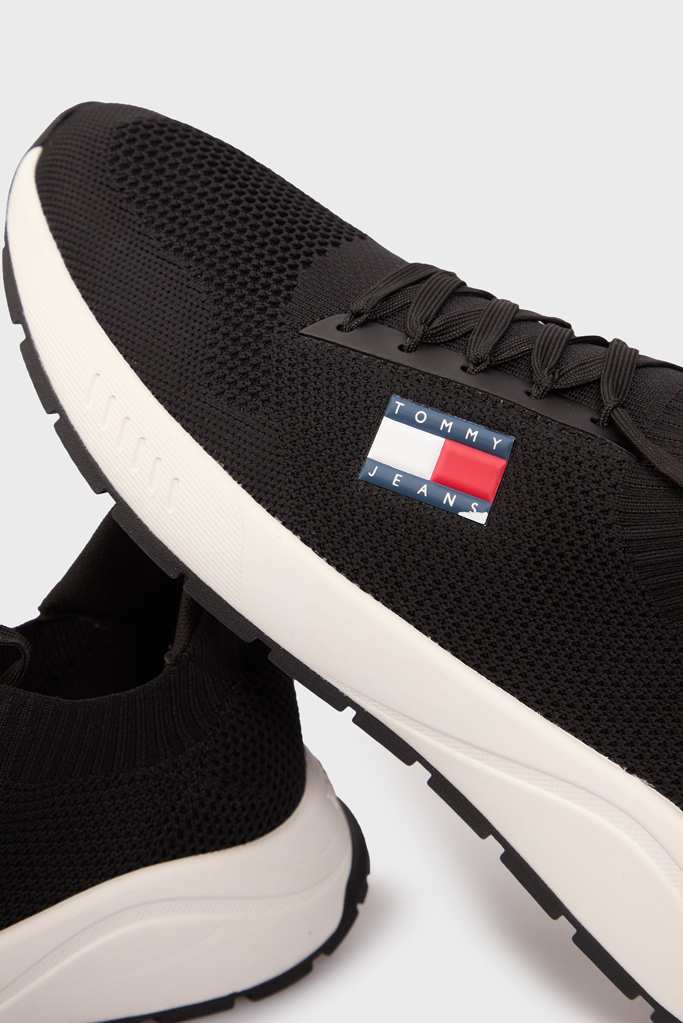 Мужские черные кроссовки TJM RUNNER KNTITTEDTommy Jeans Мужские черные кроссовки TJM RUNNER KNTITTED 2