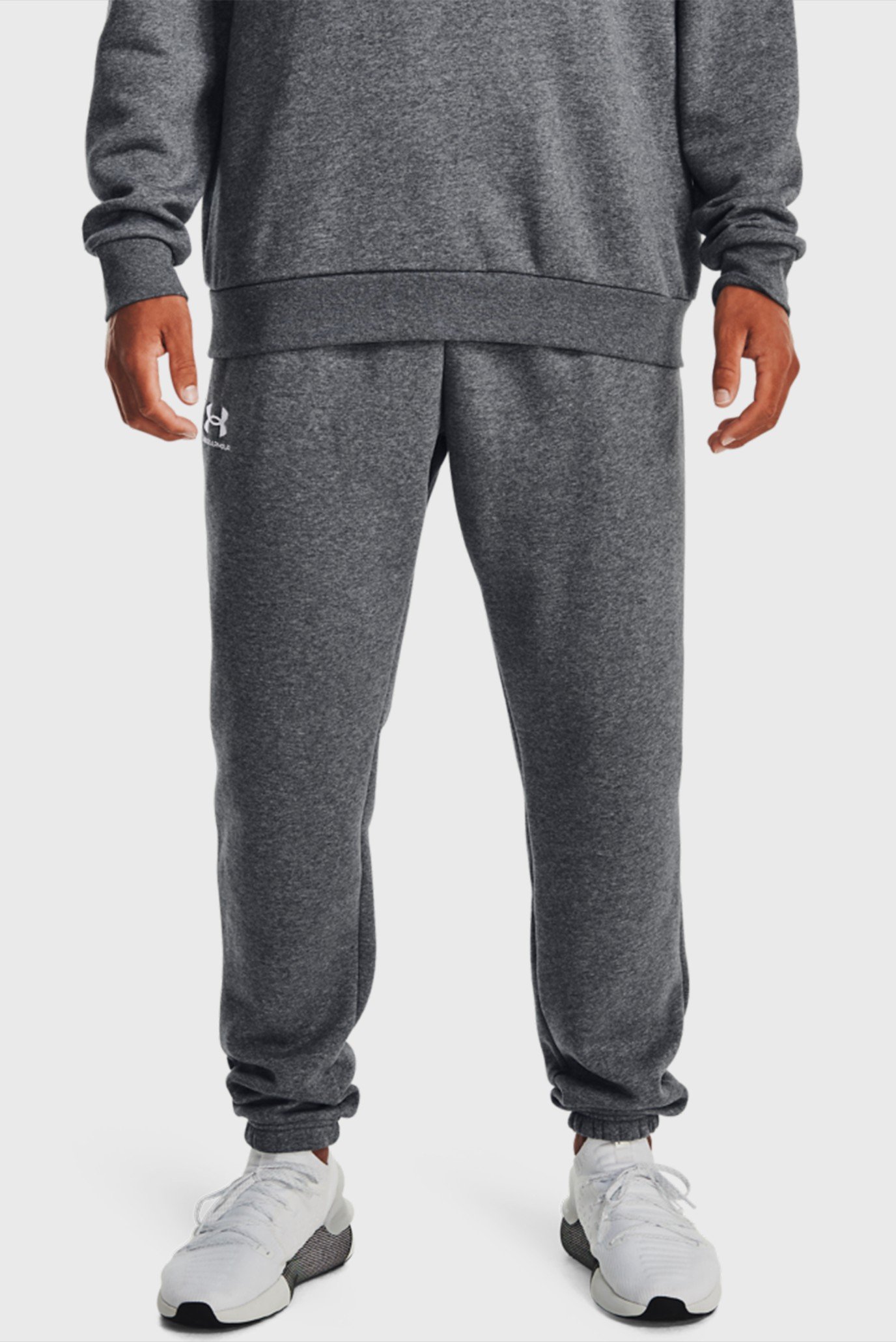 Мужские серые спортивные брюки UA Essential Fleece Jogger 1