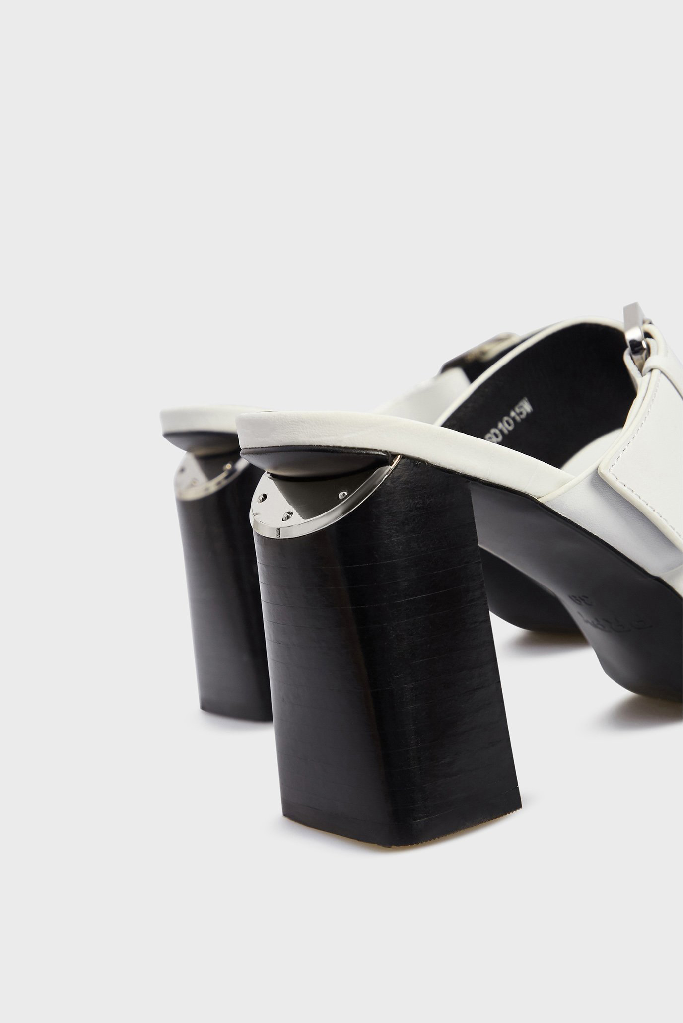 Женские белые кожаные мюли Ibbi 7