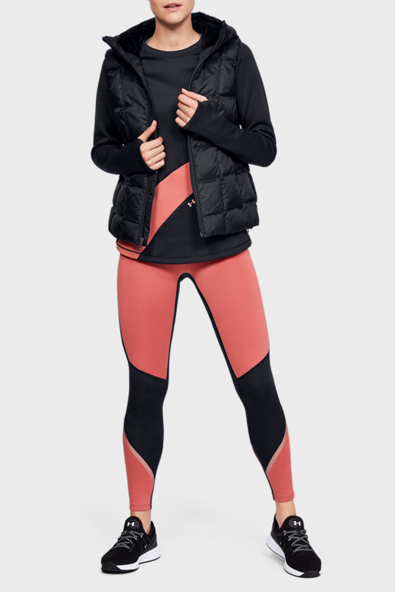 Женский черный жилет UA Armour Down Vest 2