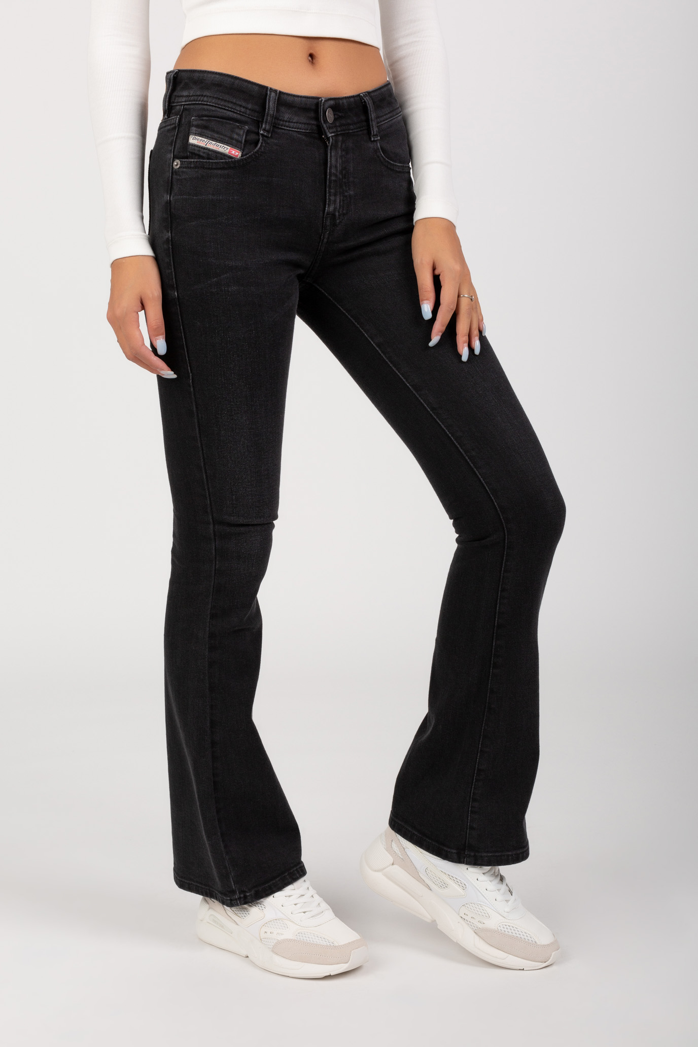 Джинсы 1969 D-EBBEY L.30 TROUSERS Diesel Джинсы 1969 D-EBBEY L.30 TROUSERS 2