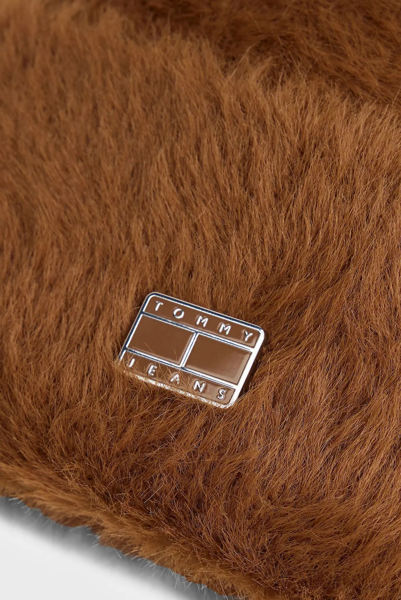 Шапка TJW HERITAGE FLUFFY BEANIE 4