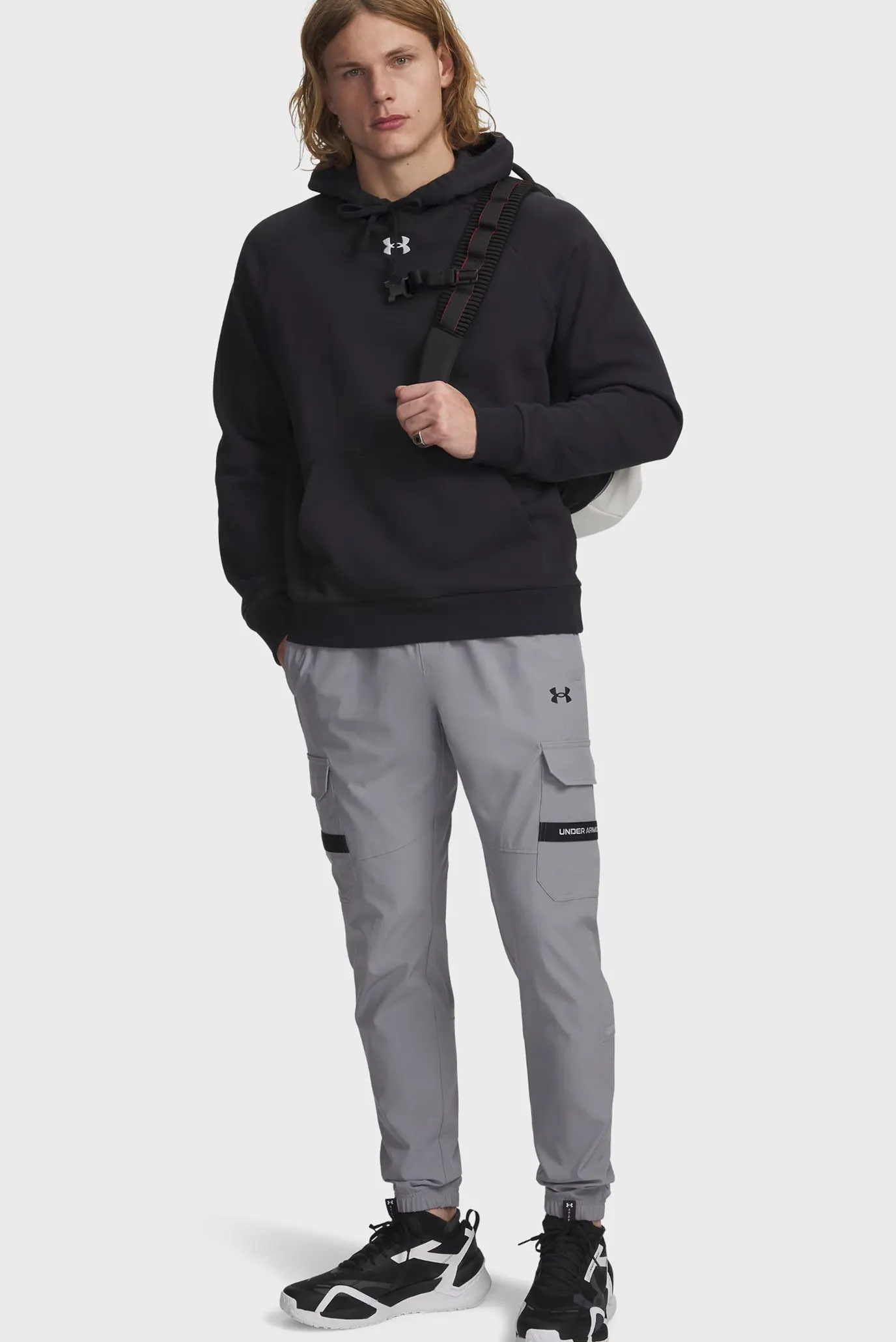 Штаны спортивные UA Tech Utility Woven Pant-GRY 2