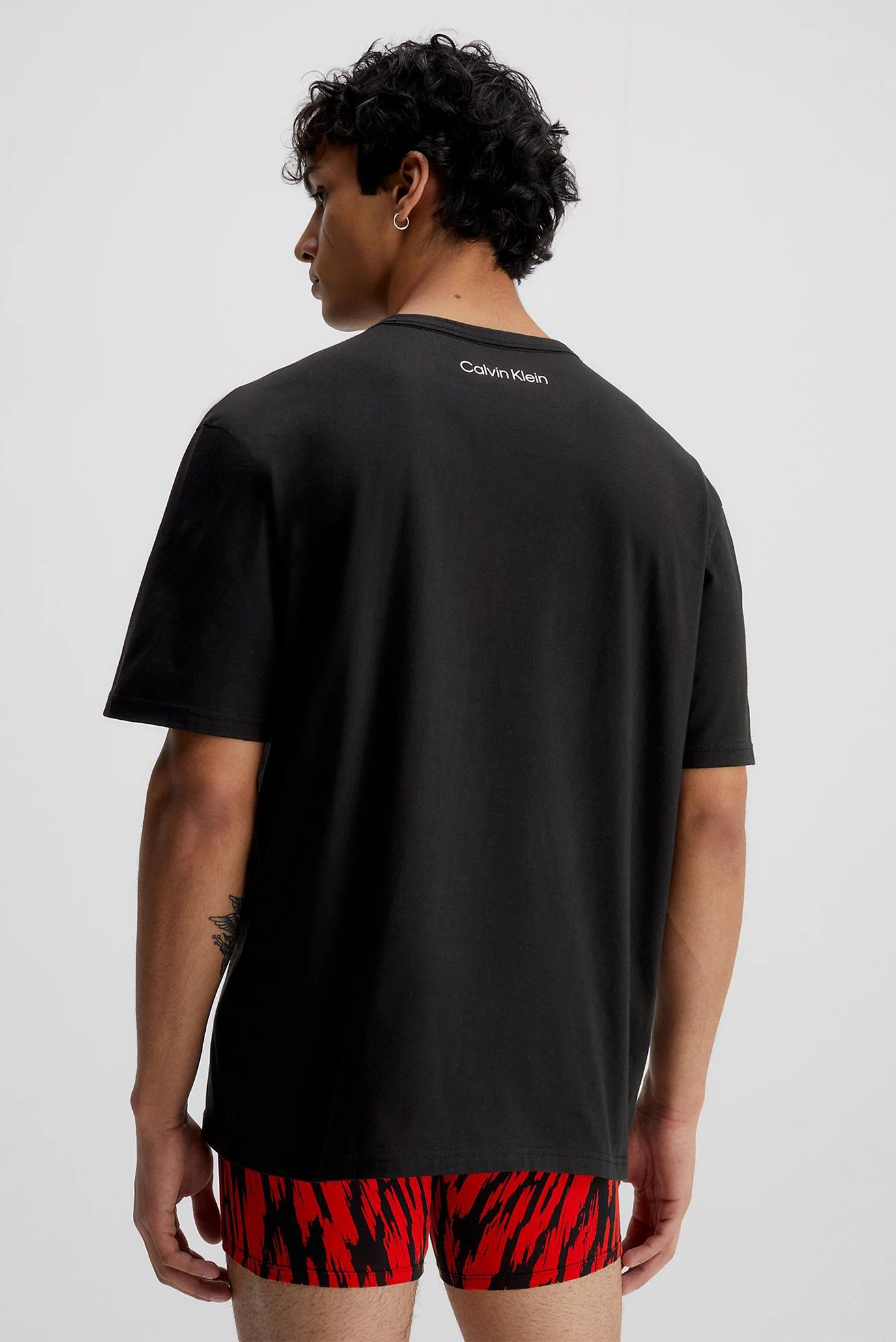Футболка S S CREW NECKCalvin Klein Футболка S S CREW NECK 8