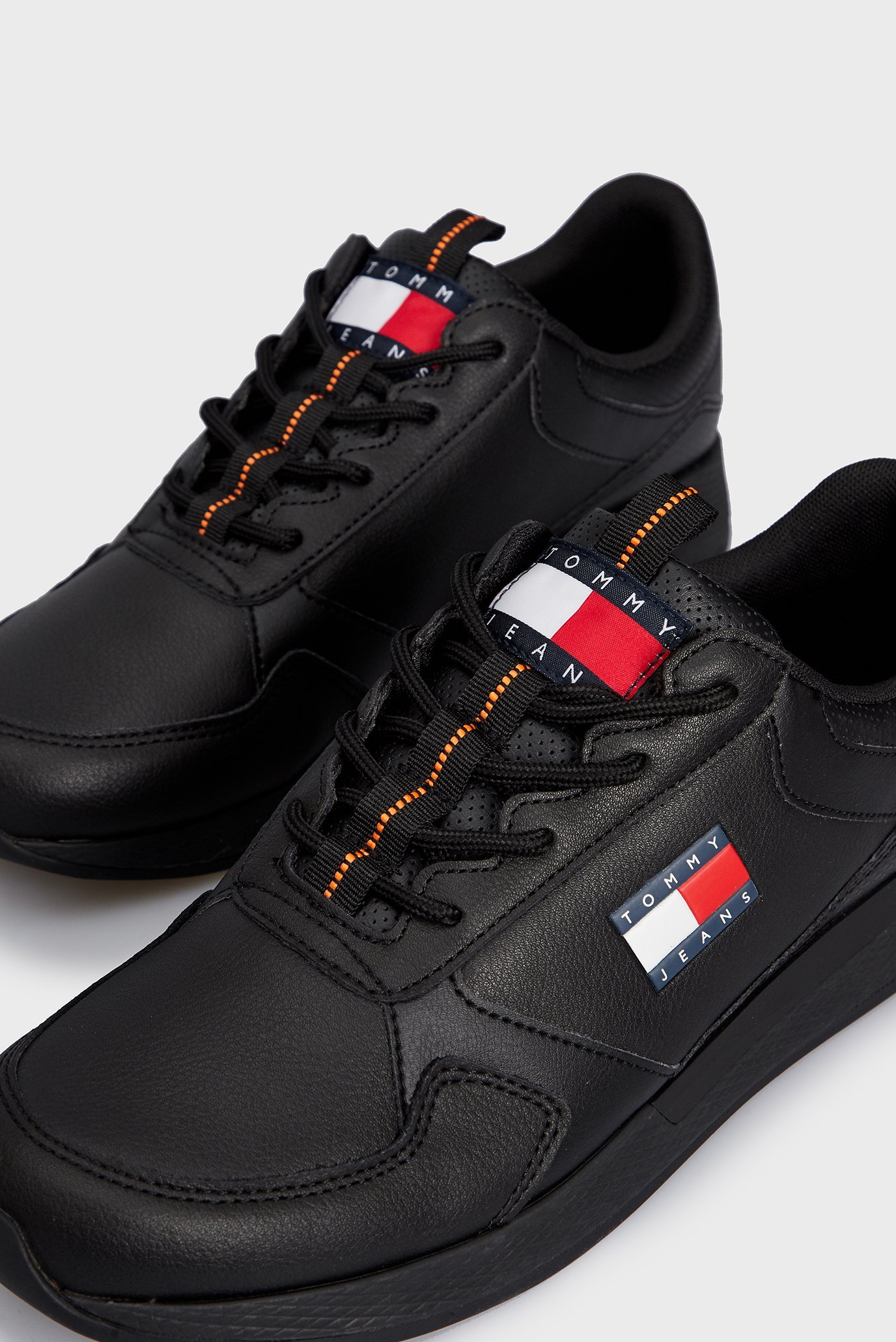 Мужские черные кожаные кроссовки TOMMY JEANS FLEXI RUNNER 2