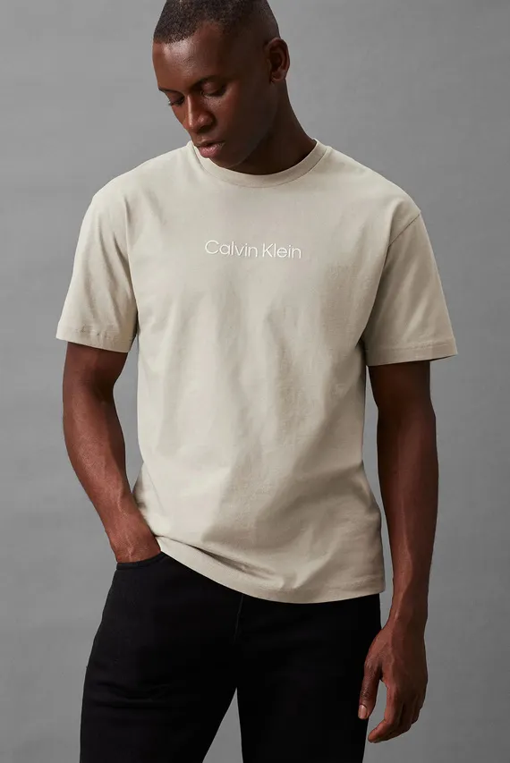 Футболка HERO LOGO COMFORT T-SHIRT Calvin Klein