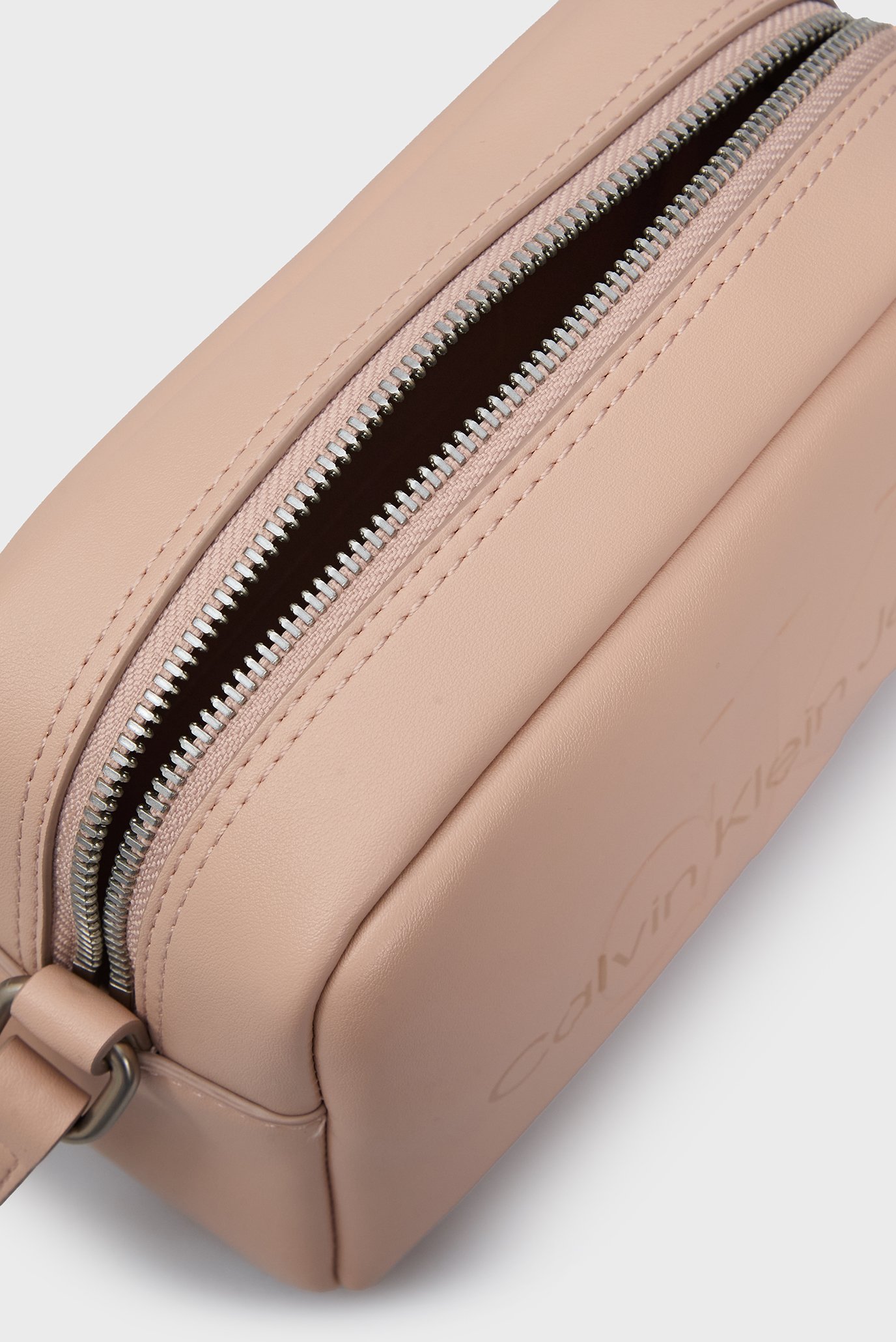 Женская персиковая сумка SCULPTED CAMERA BAG18 MONO 6