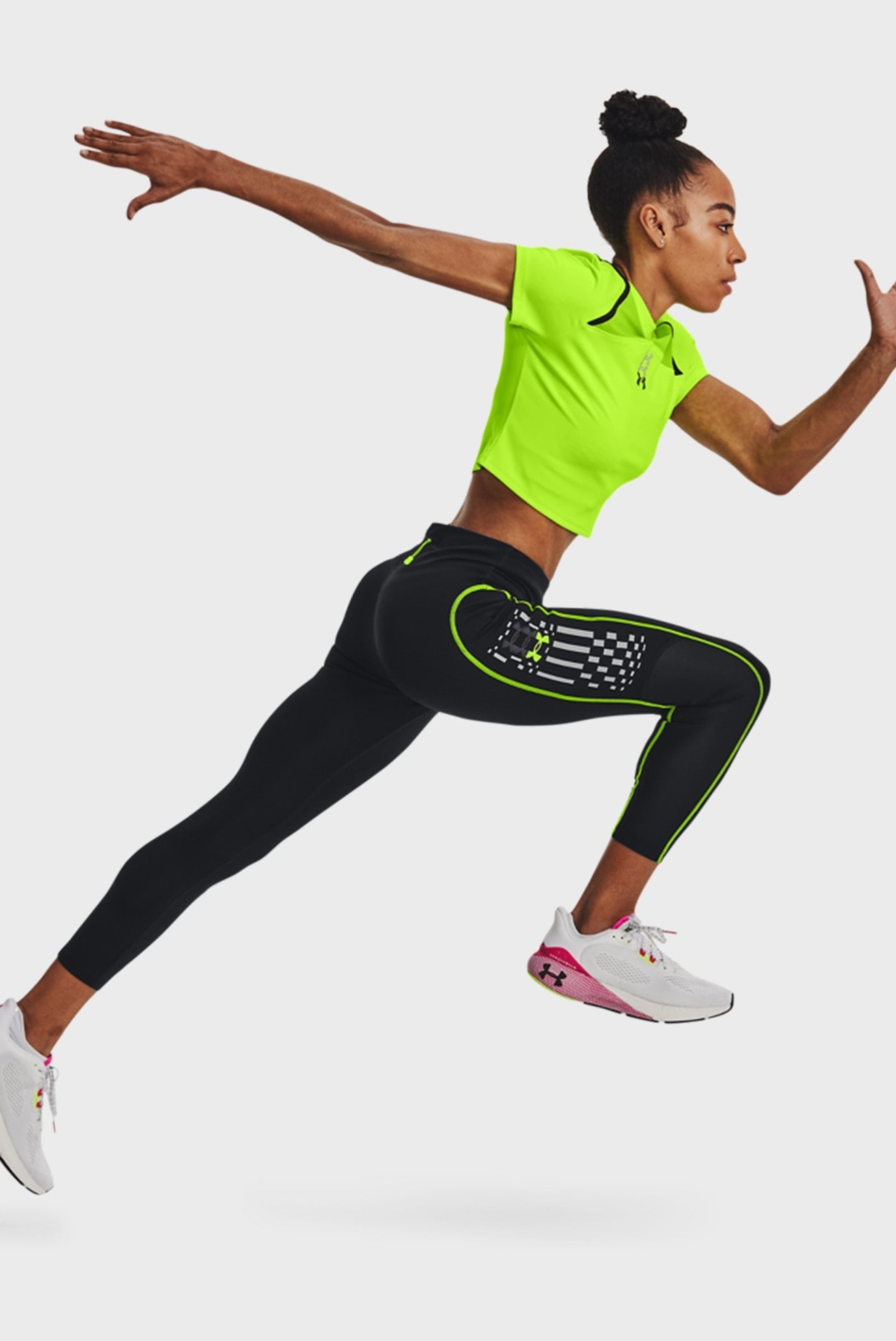 Женские черные тайтсы UA Run Anywhere Ankle Tight 5