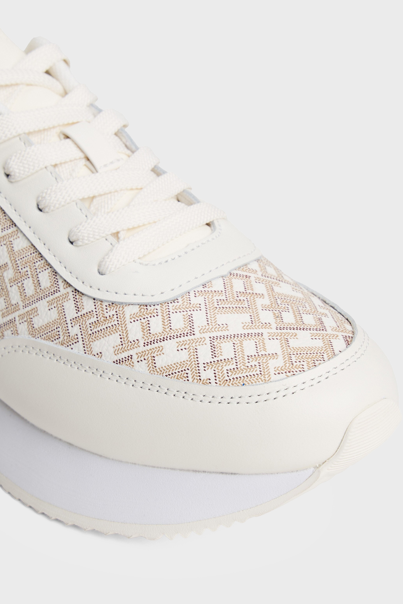 Кроссовки CHIC MONOGRAM RUNNER 6