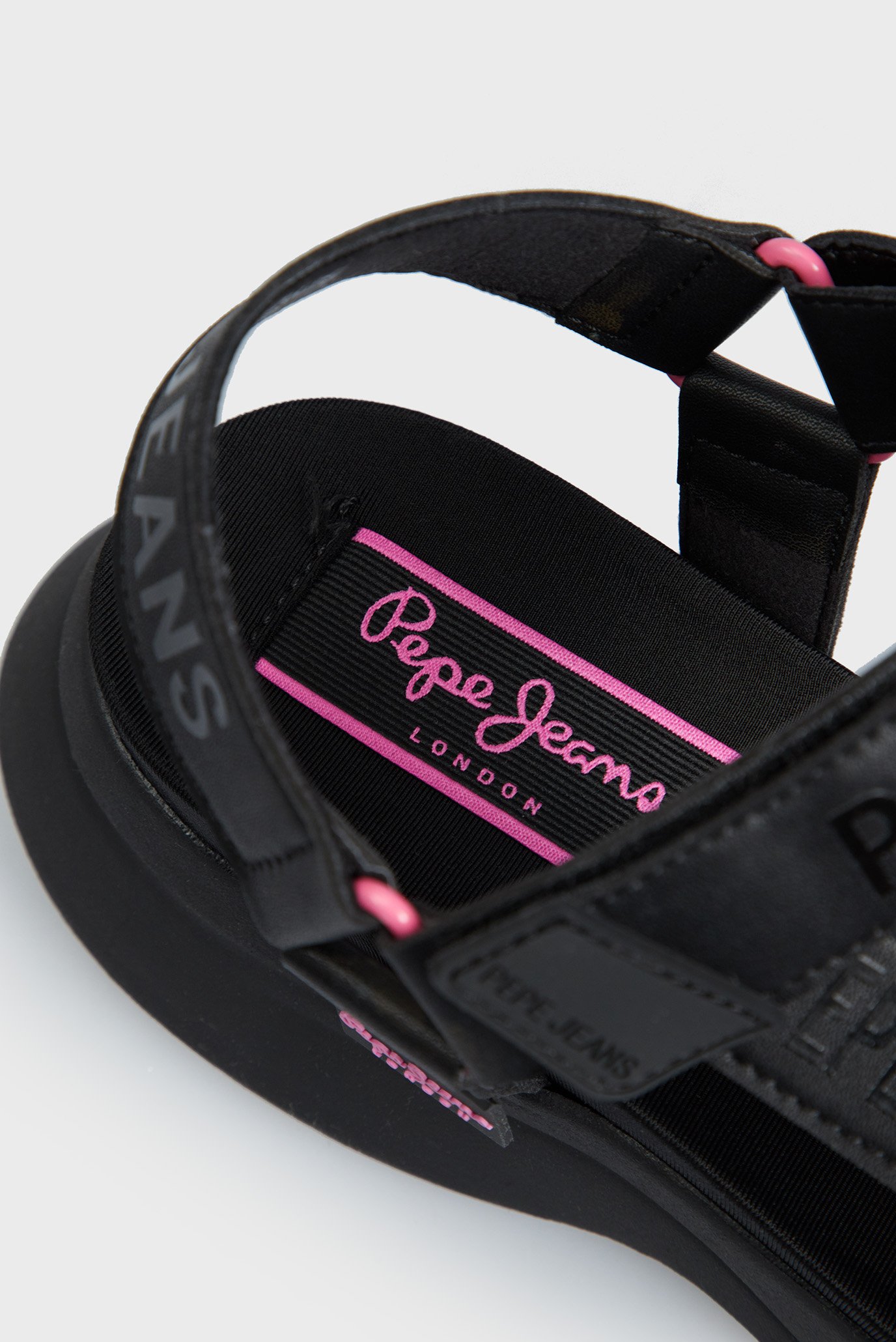 Сандалии VENUS ACE 2