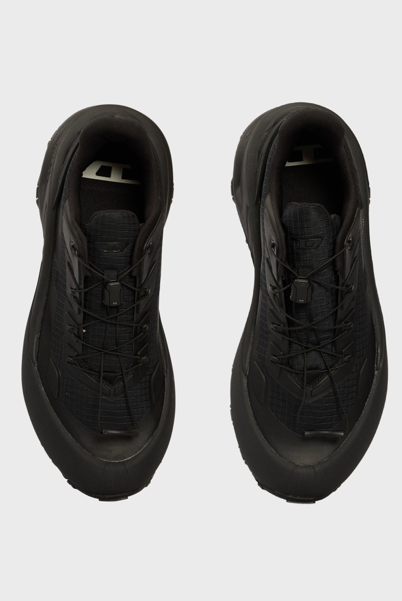 Мужские черные кроссовки D-CAGE 4