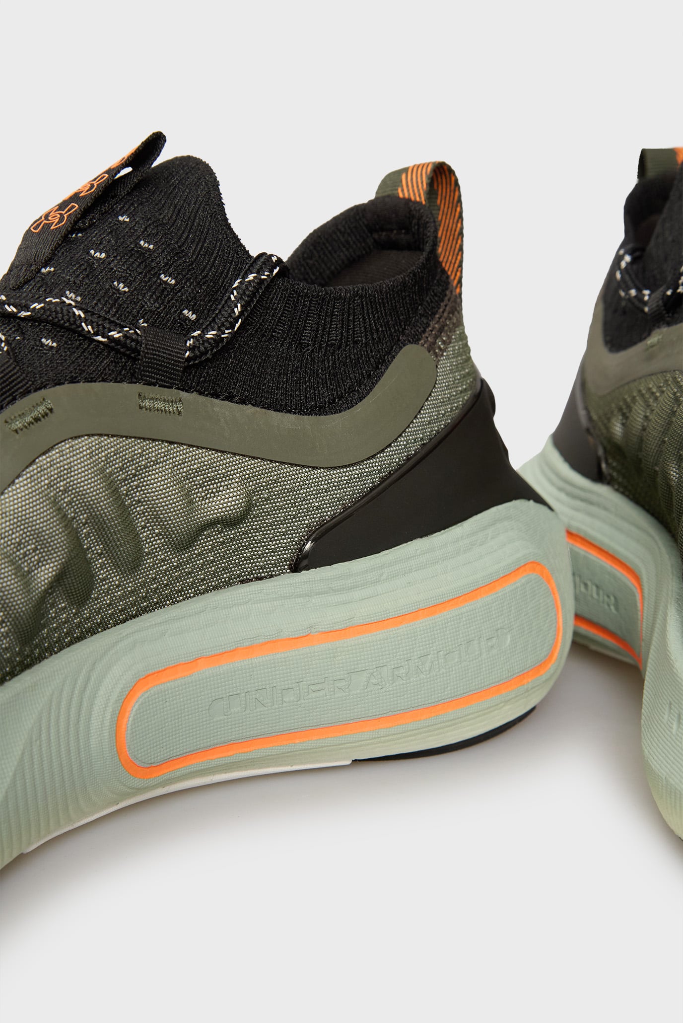 Кроссовки UA U Phantom 4 RFLCT 2