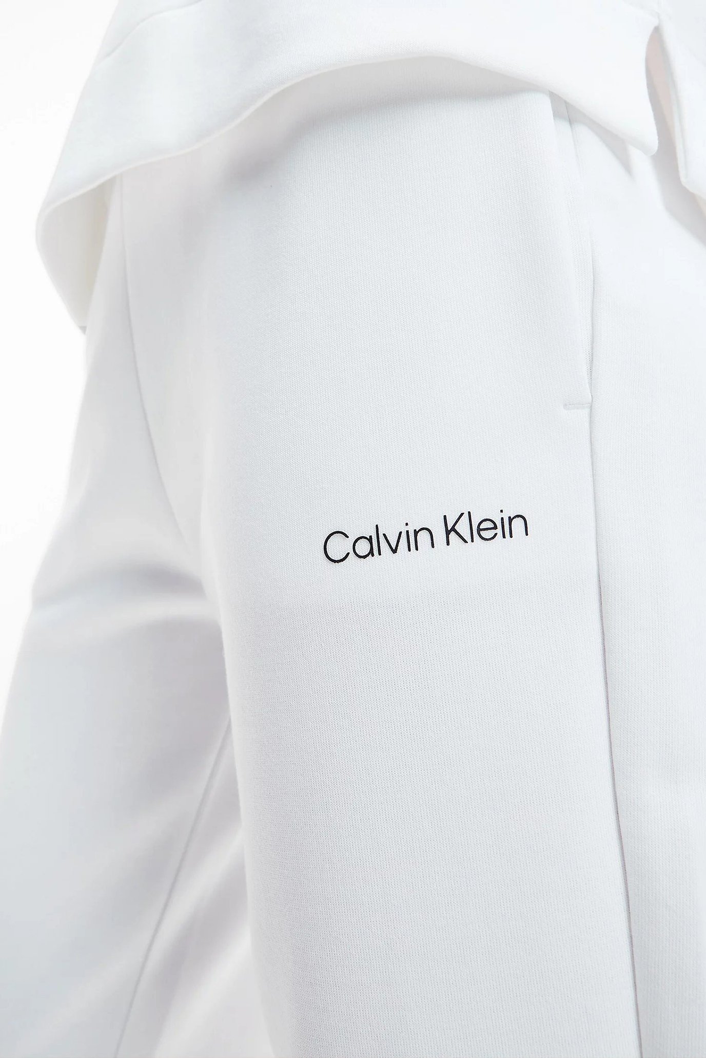 Штаны спортивные MICRO LOGO ESS SLIM JOGGERCalvin Klein Штаны спортивные MICRO LOGO ESS SLIM JOGGER 9