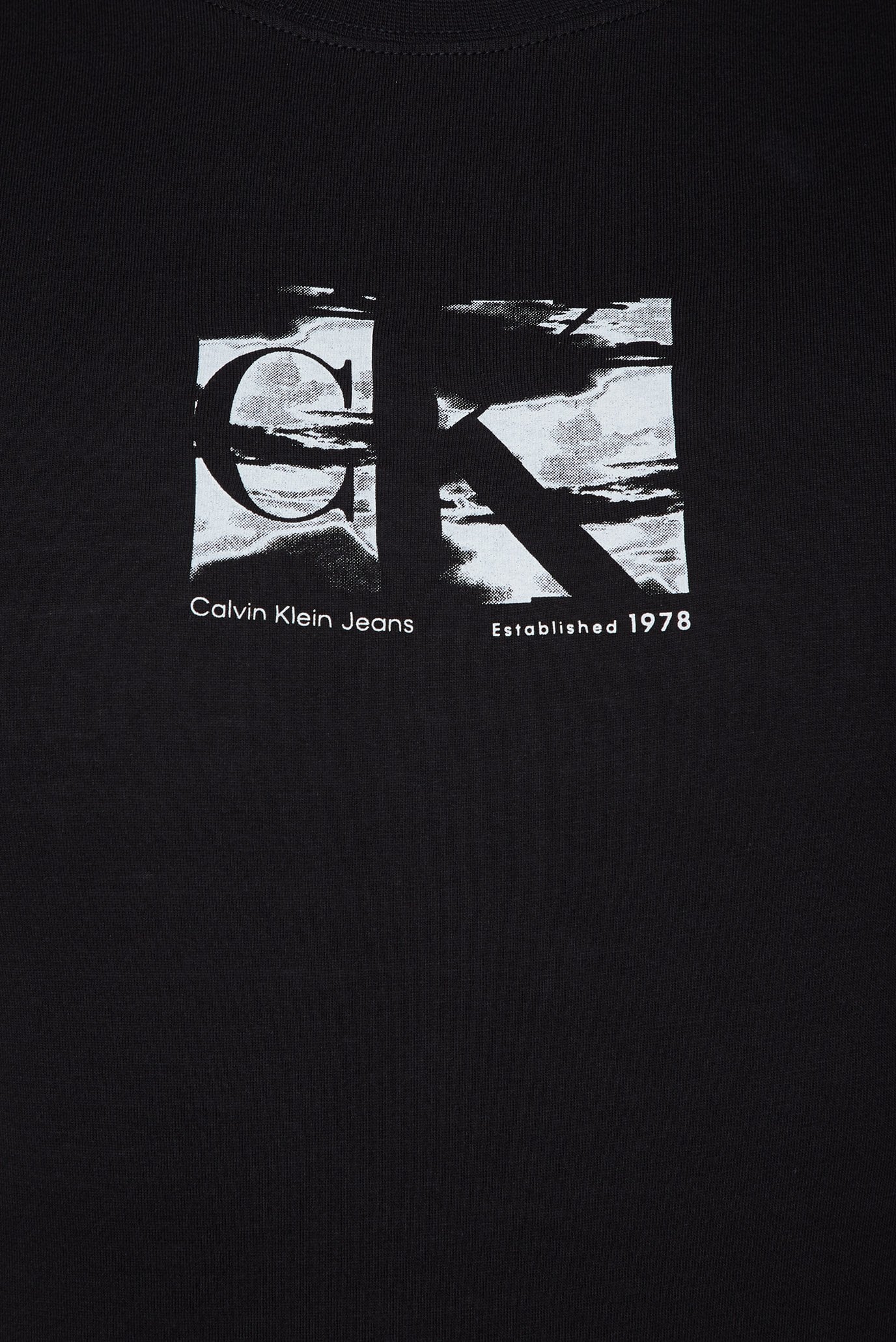 Футболка SMALL BOX LOGO TEE 3