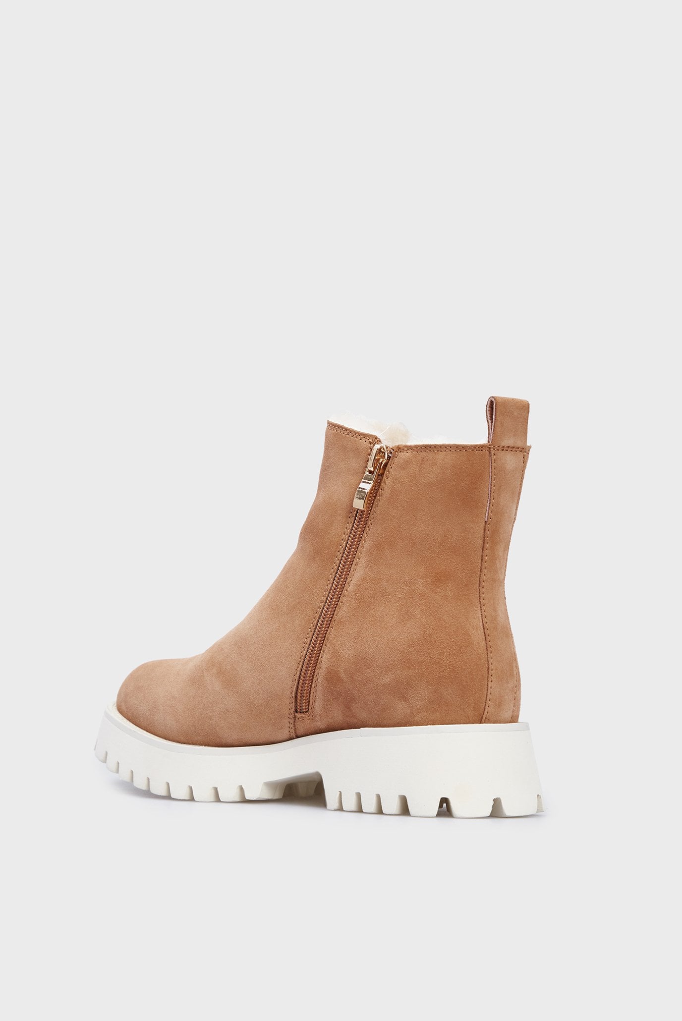 Женские рыжие замшевые сапоги Aragi 4