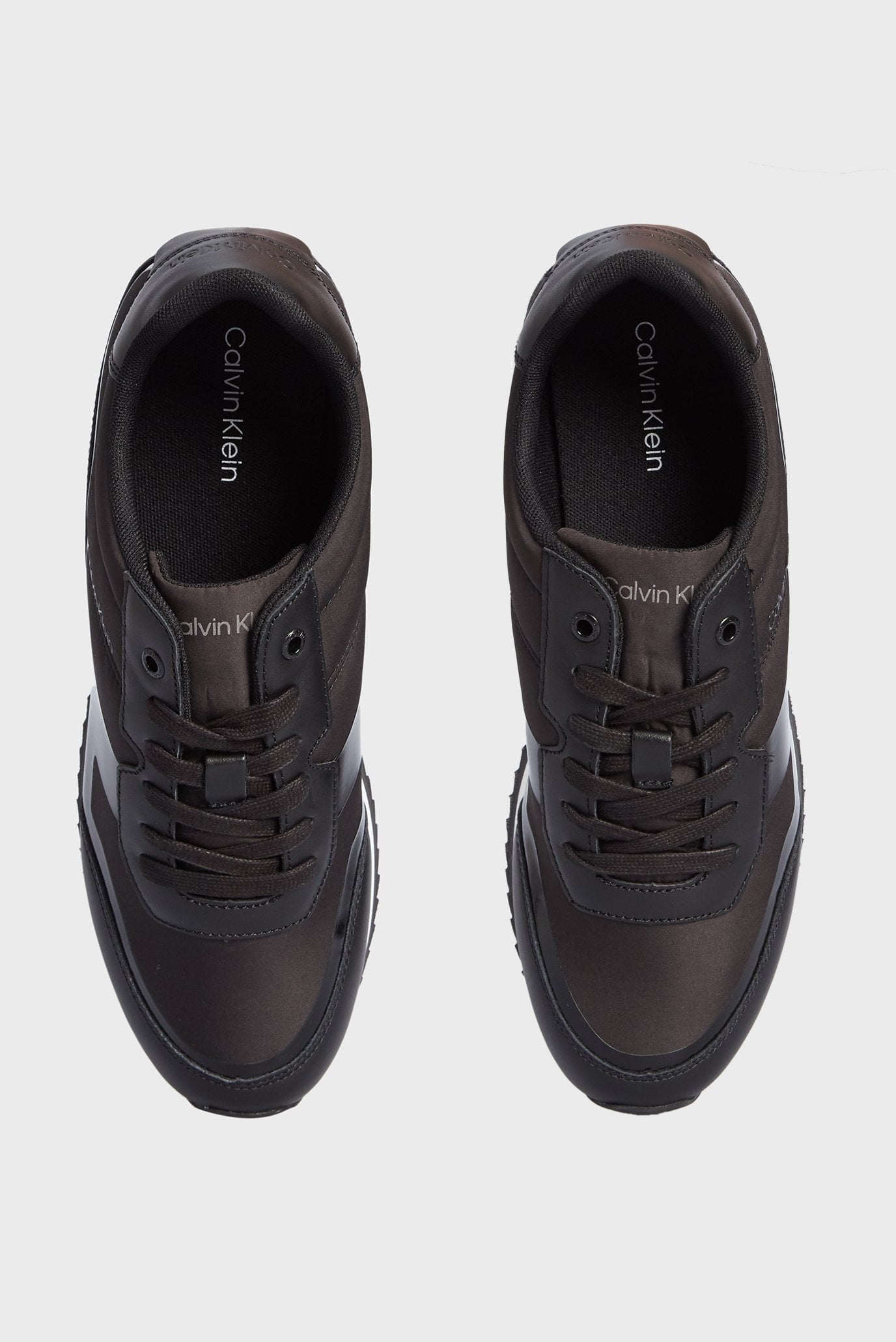 Мужские черные кроссовки LOW TOP LACE UP HEAT BOND 4