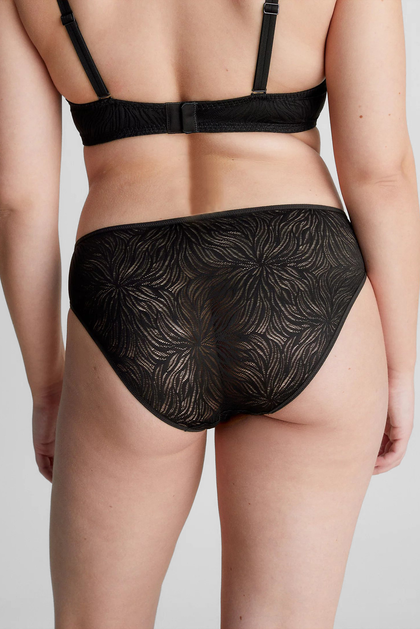 Женские черные трусикиCalvin Klein Женские черные трусики 4