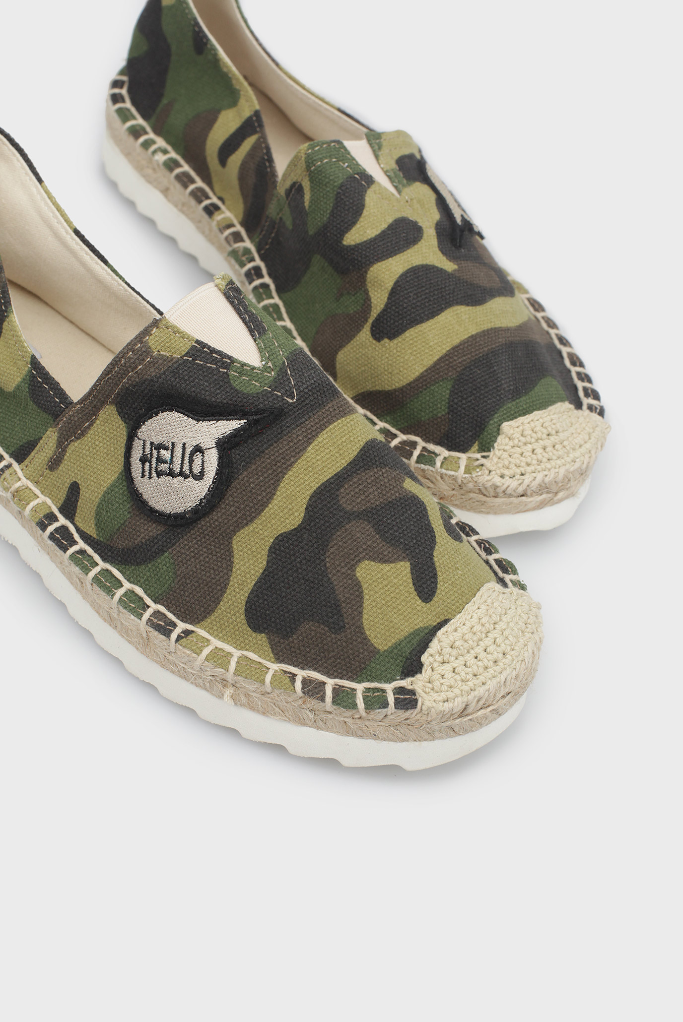 Женские зеленые камуфляжные слипоны 10