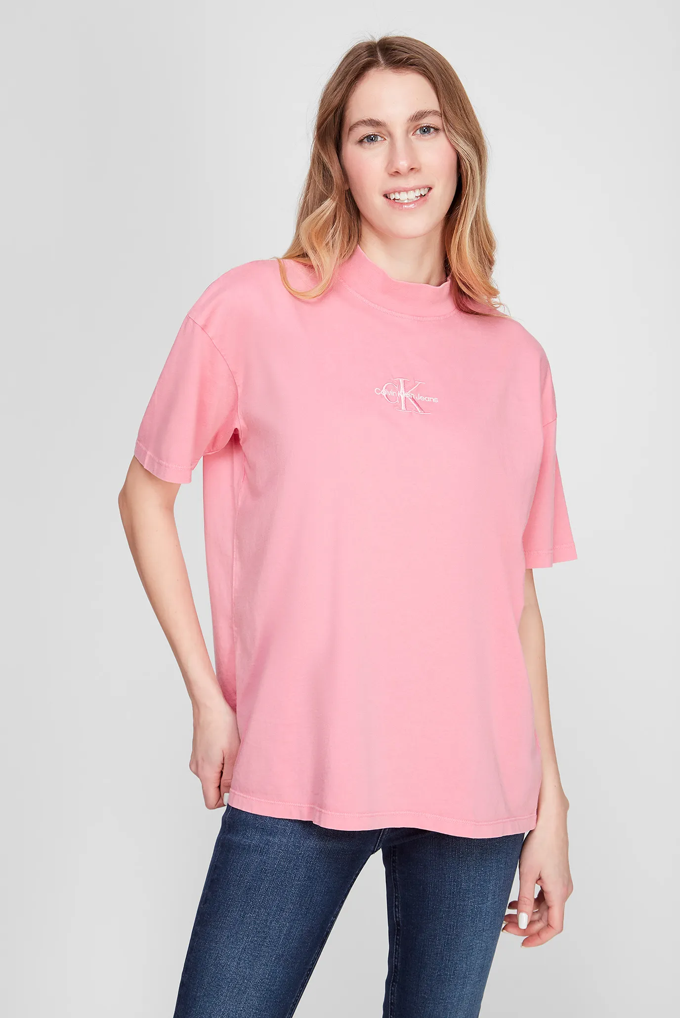 Женская розовая футболка 4