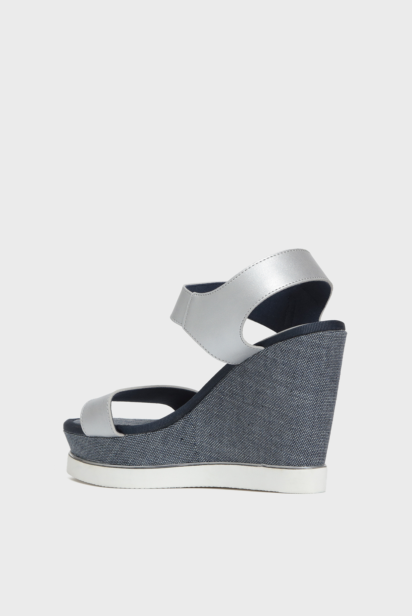 Женские босоножки Afina 3