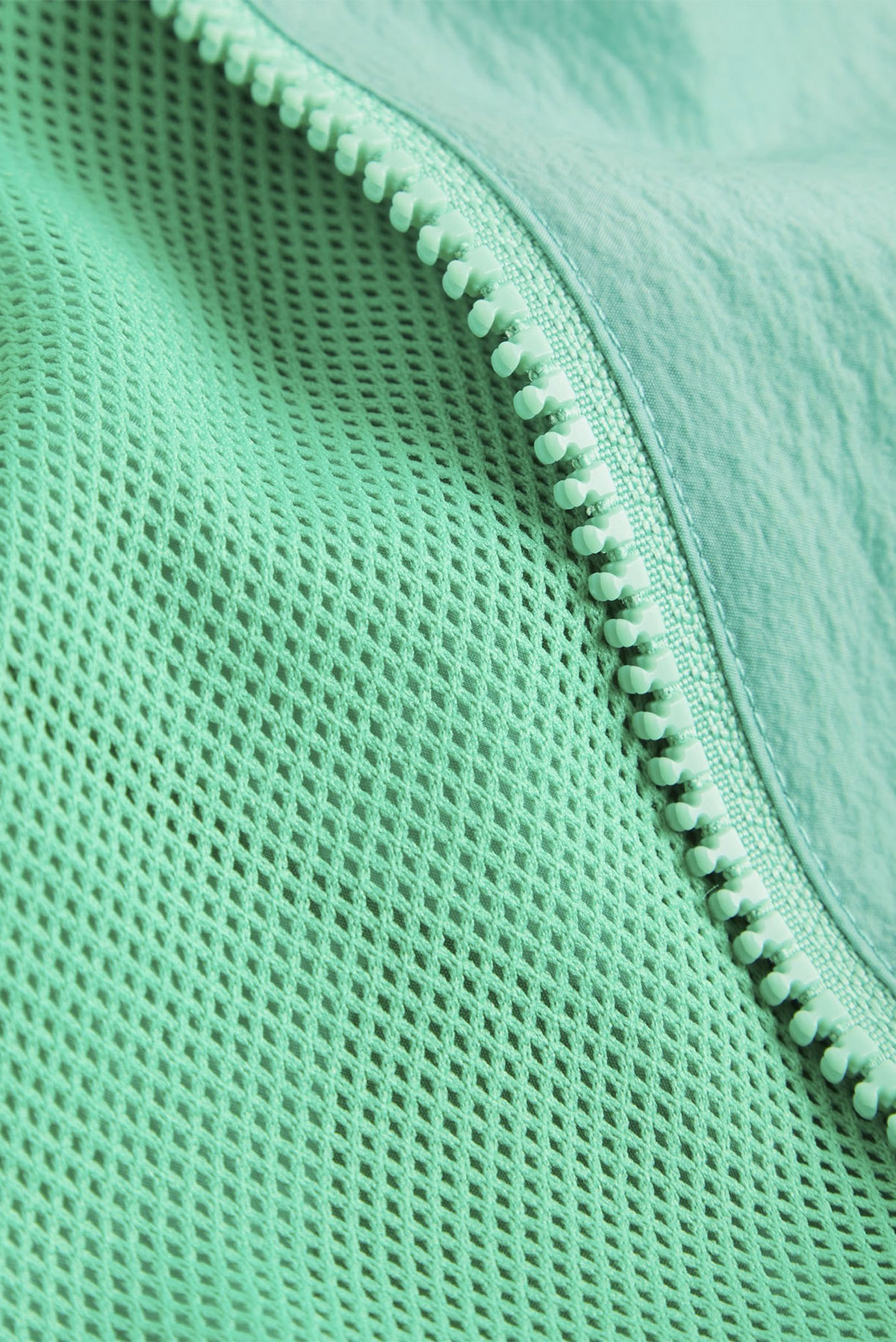 Ветровка LIGHTWEIGHT WINDBREAKER 10