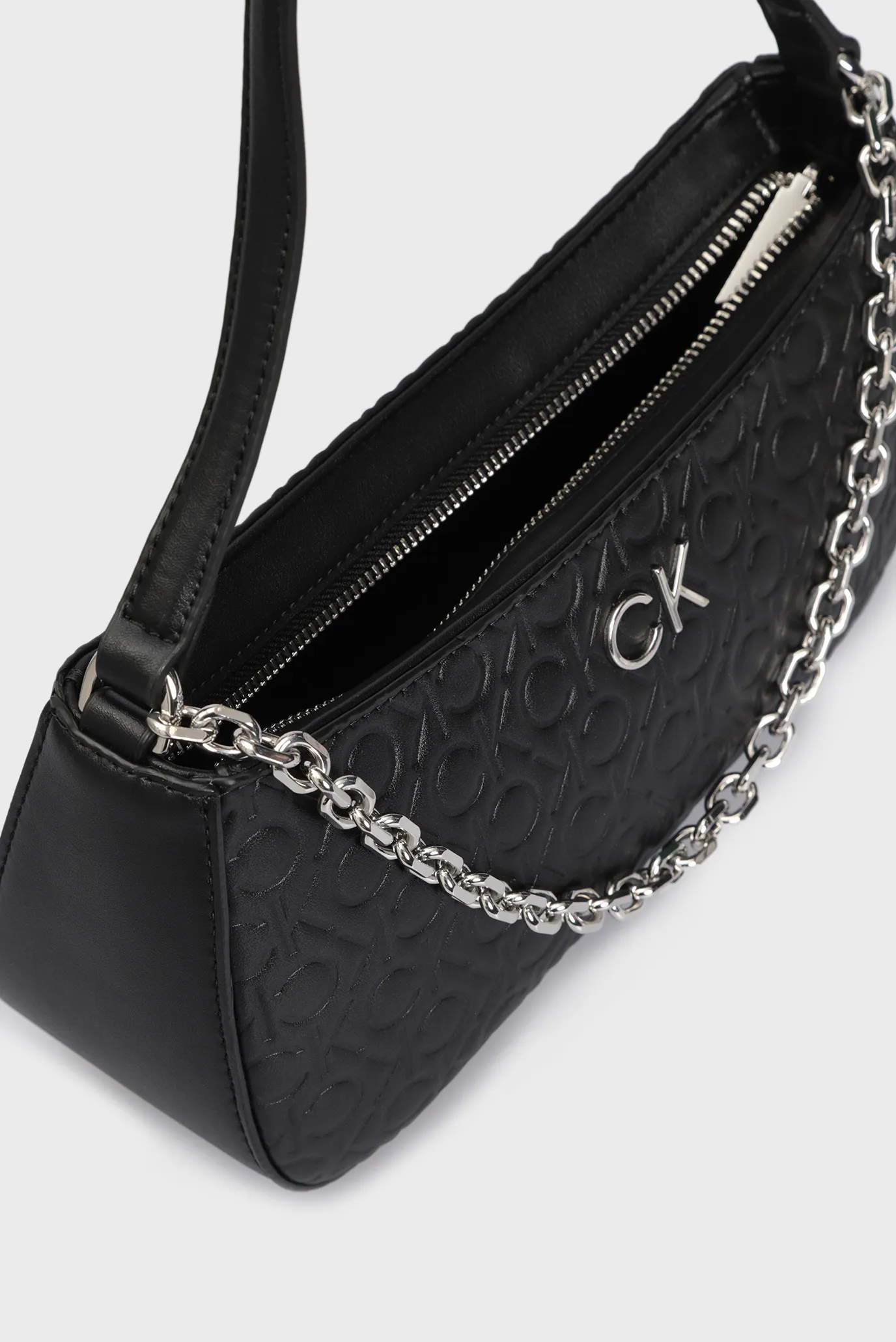 Сумка RE-LOCK SHOULDER BAG EMB MONO 4