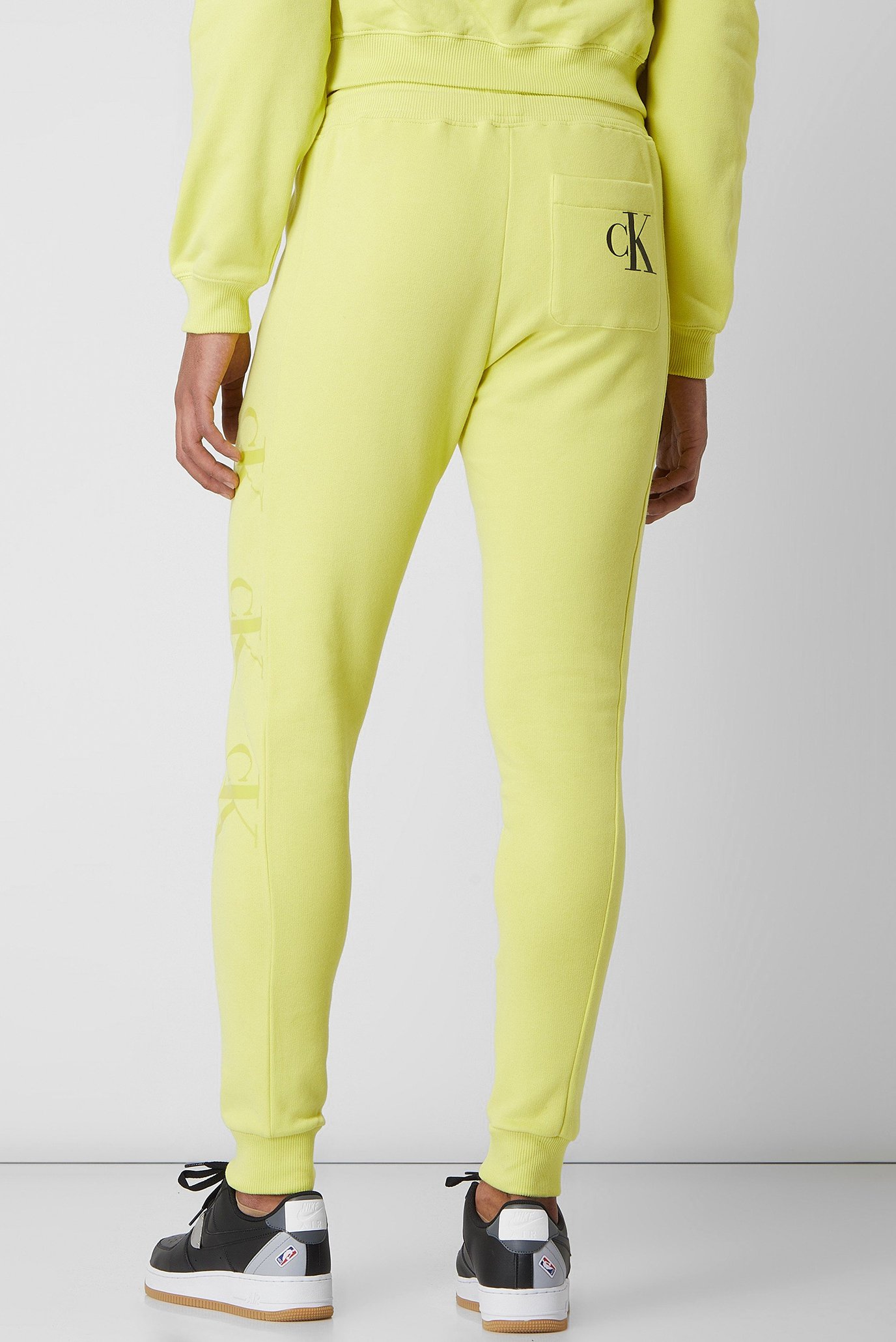 Мужские желтые джоггеры 2