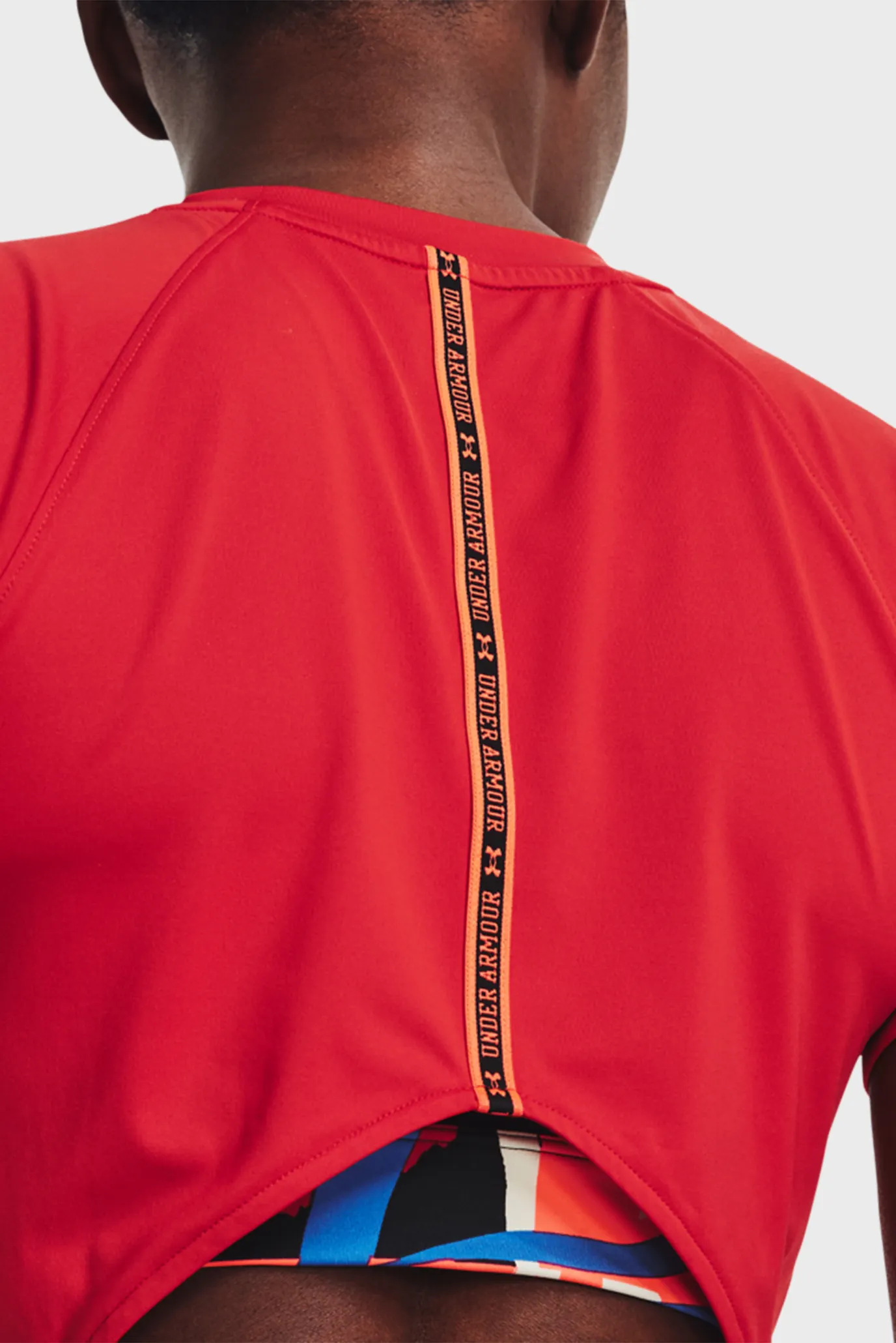 Женская красная футболка UA Rush Perf Top SP 4