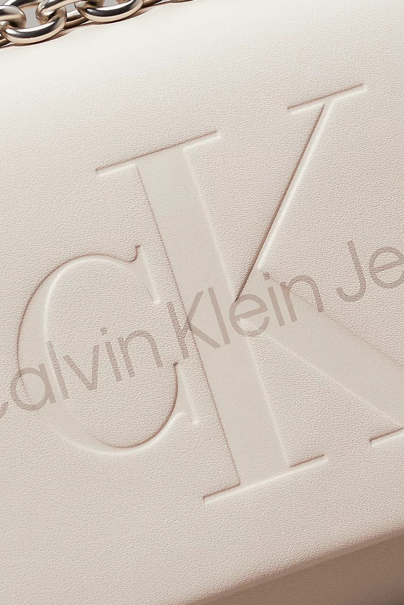 Сумка SCULPTED EW FLAP W CHAIN25 MONO 4