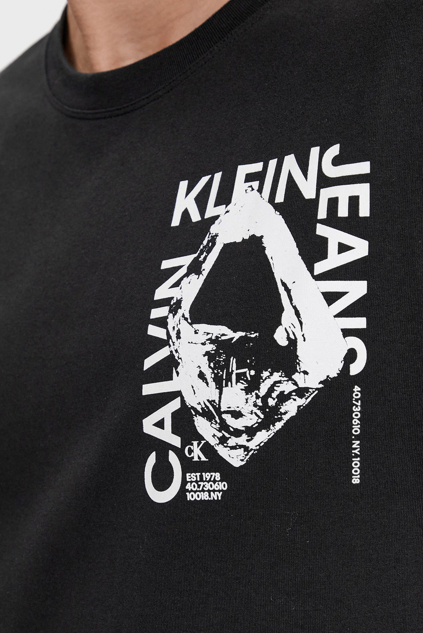 Футболка MODERN METALS GRAPHIC TEE 3