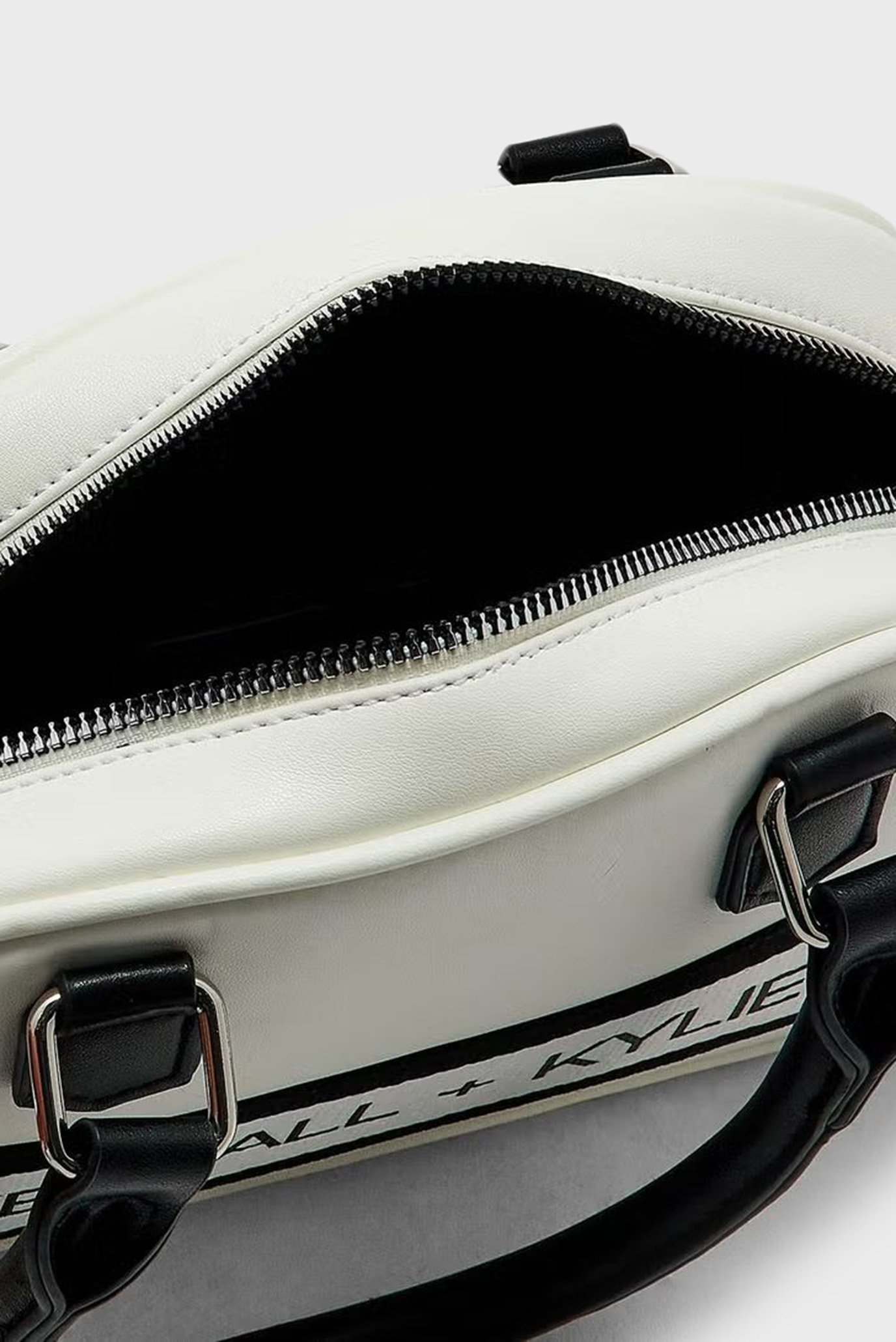 Сумка/K&K BAGS BOWLER BAG - WHITE * HBKK-123-00020-1Kendall + Kylie Сумка/K&K BAGS BOWLER BAG - WHITE * HBKK-123-00020-1 5