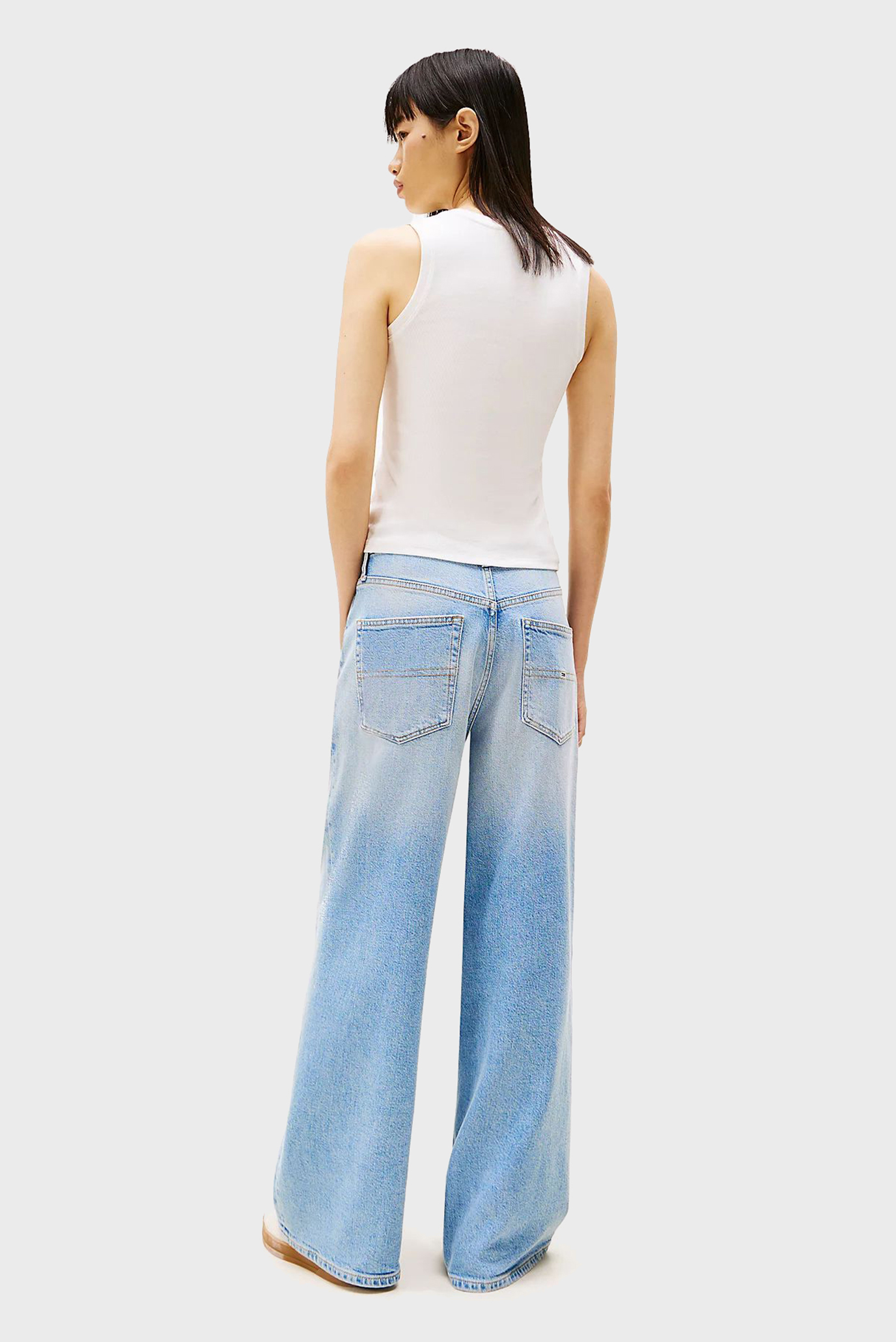 Женская белая майка ESSENTIAL RIB TANK EXTTommy Jeans Женская белая майка ESSENTIAL RIB TANK EXT 3