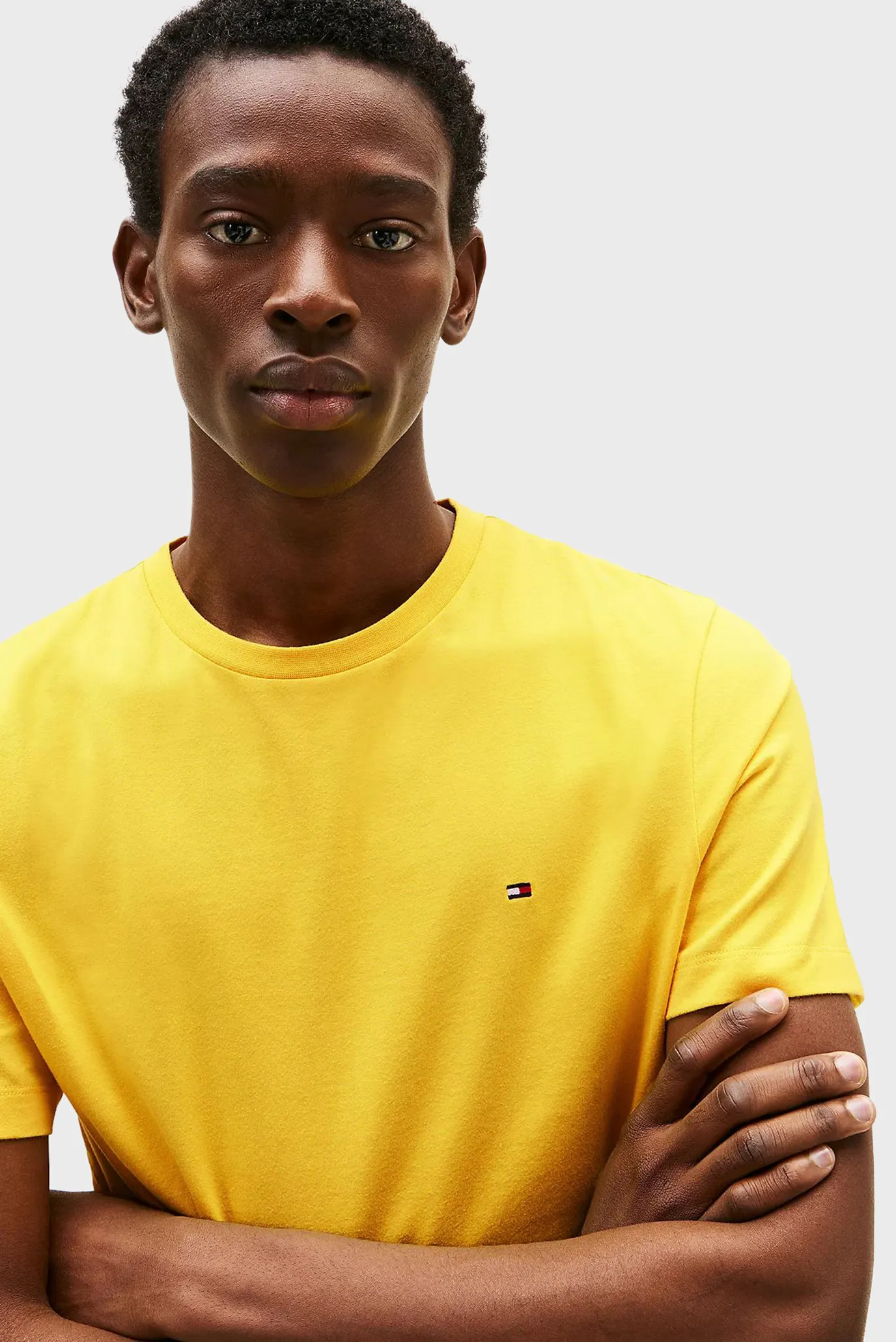 Футболка ESS SEASONAL REG FIT SOLID TEE 4