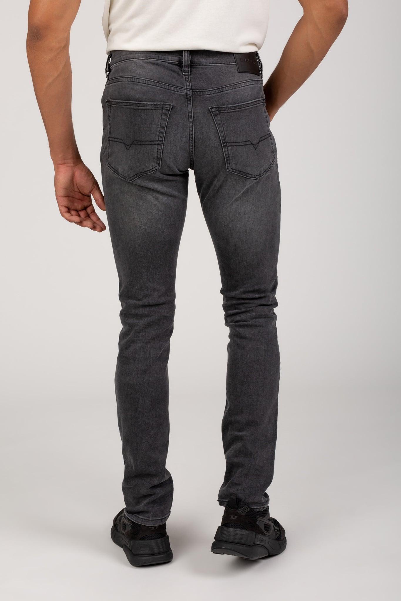 Джинсы D-LUSTER  L.32 TROUSERS 3