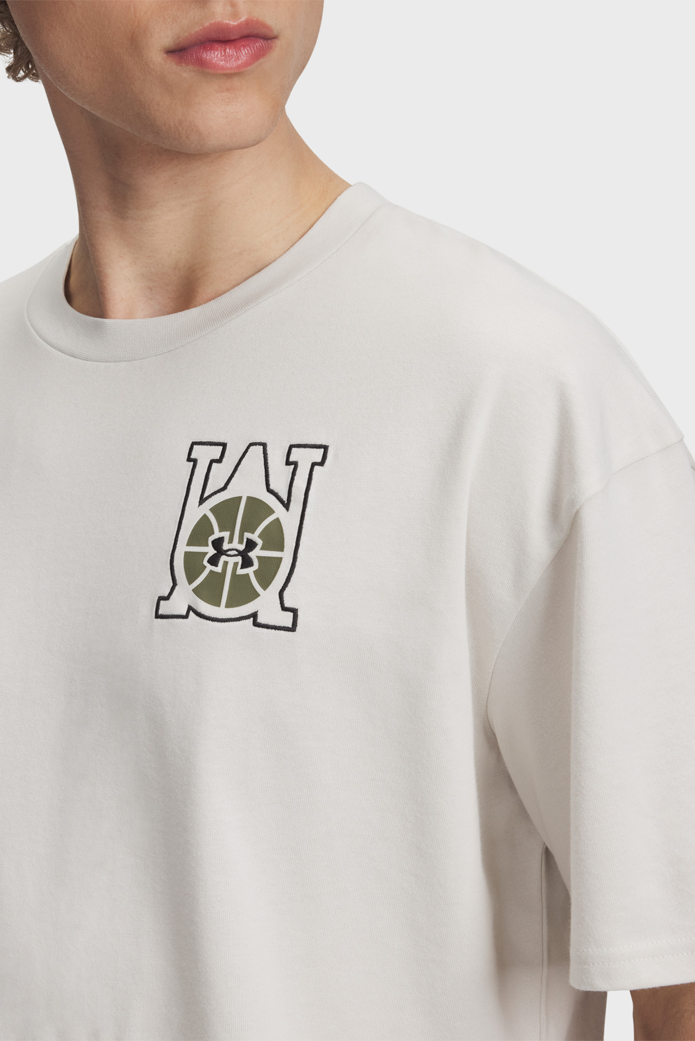 Футболка UA M HWT OS Hoops Courtside 2