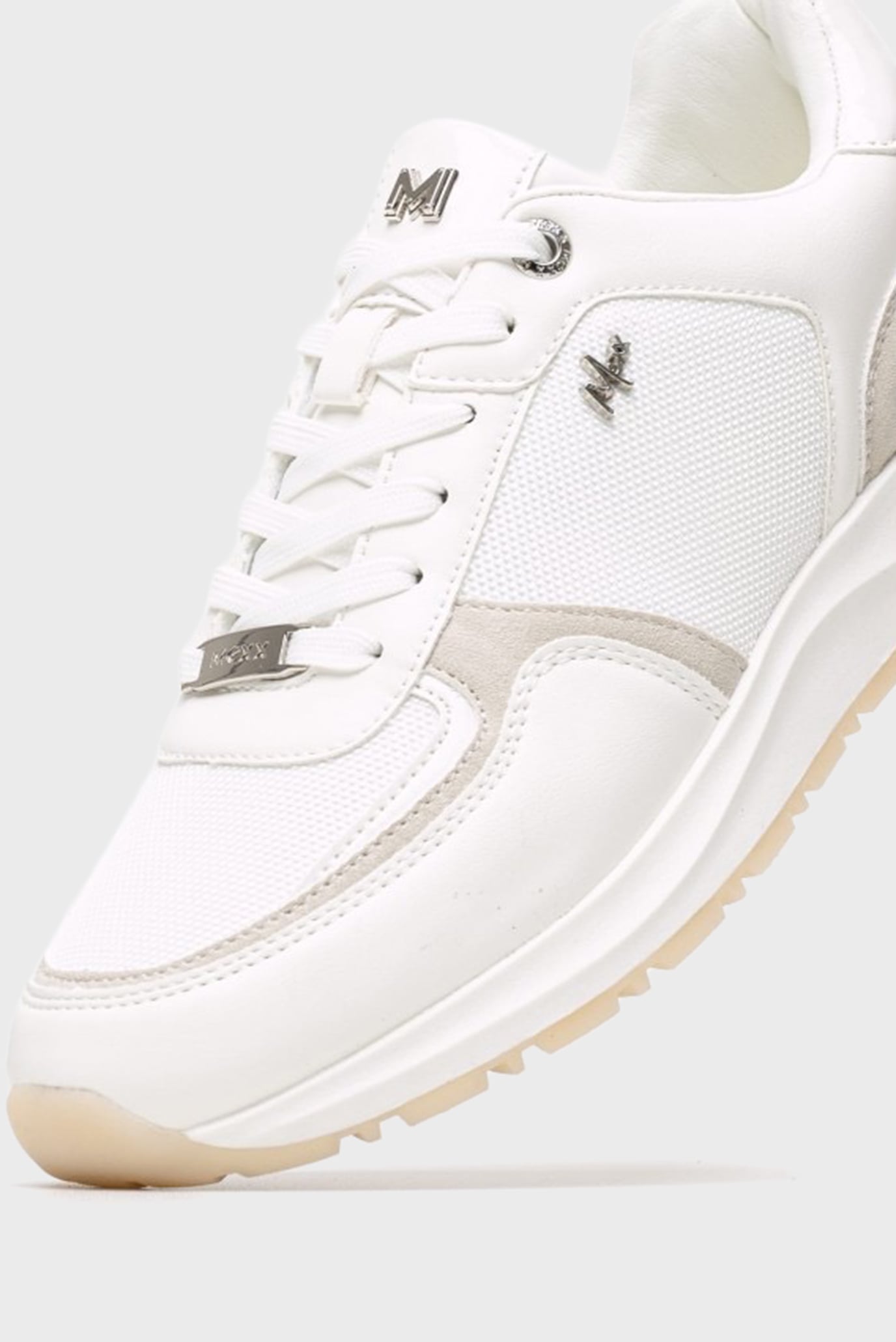 Женские белые кроссовки NONJA PRINCESS 4