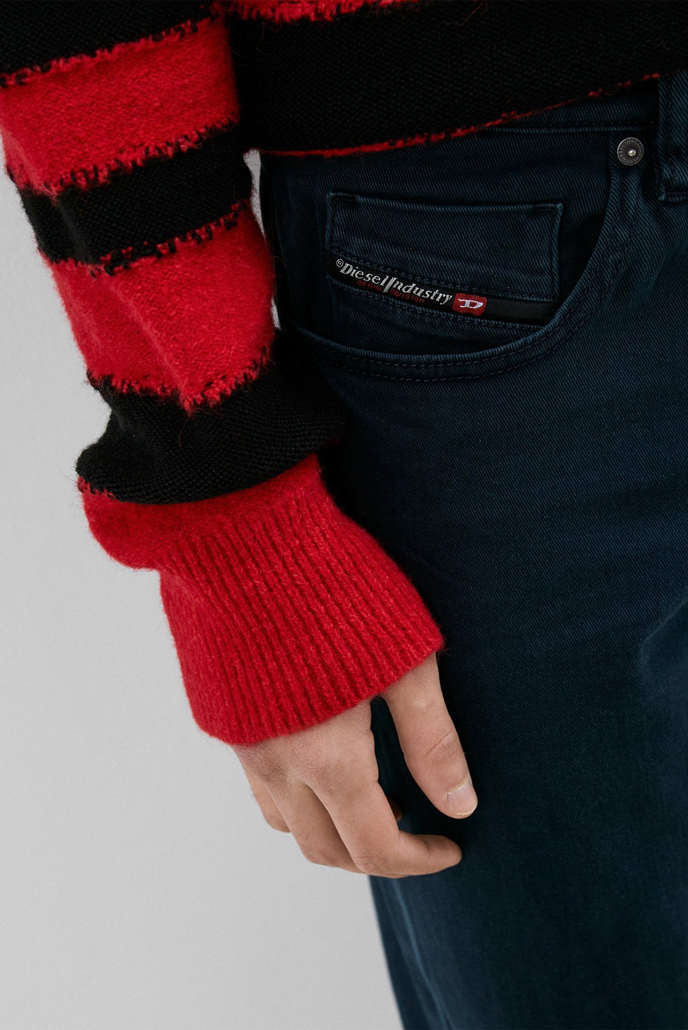 Джинсы 2019 D-STRUKT L.34 TROUSERS 4