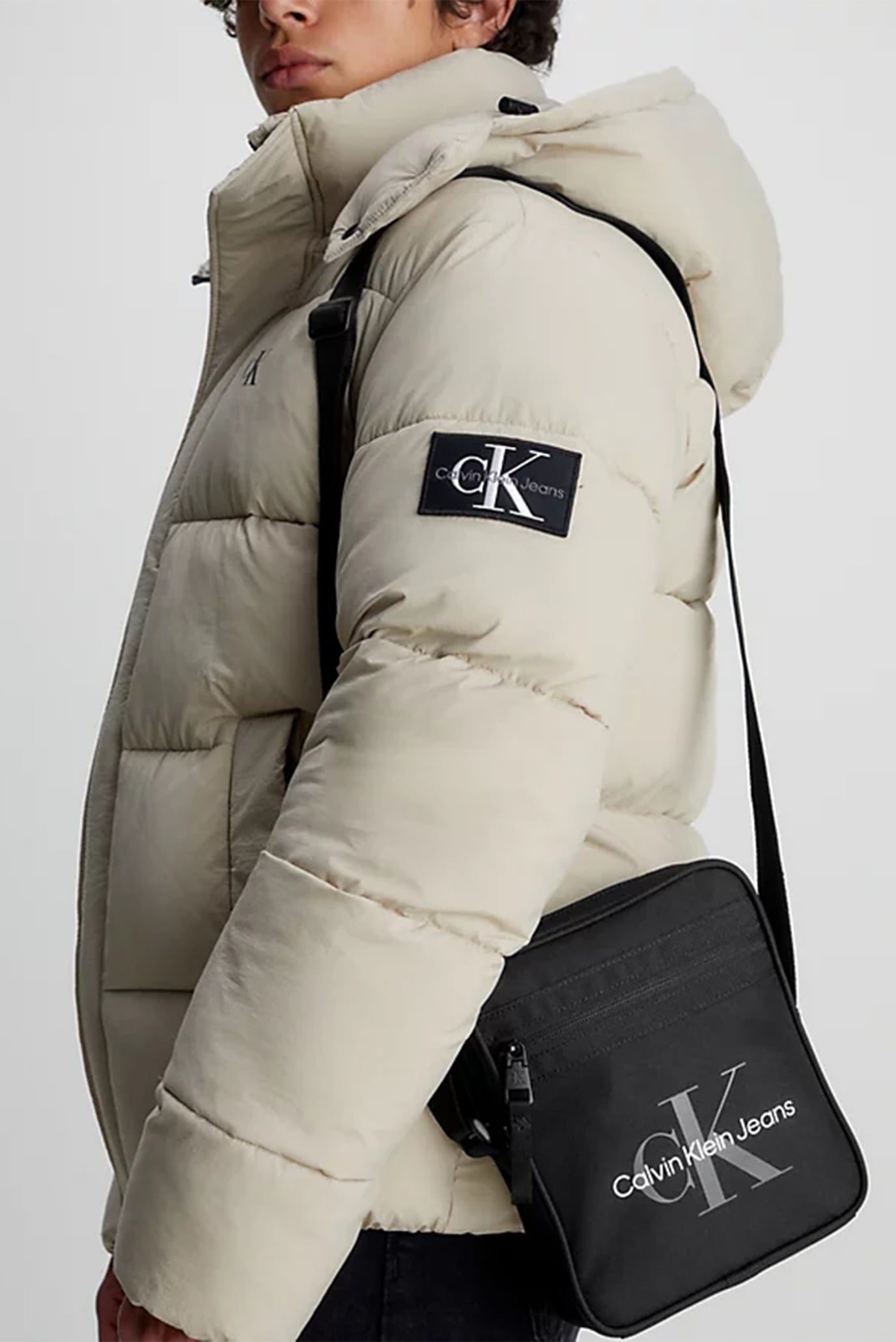 Мужская черная сумка SPORT ESSENTIALS REPORTER 3