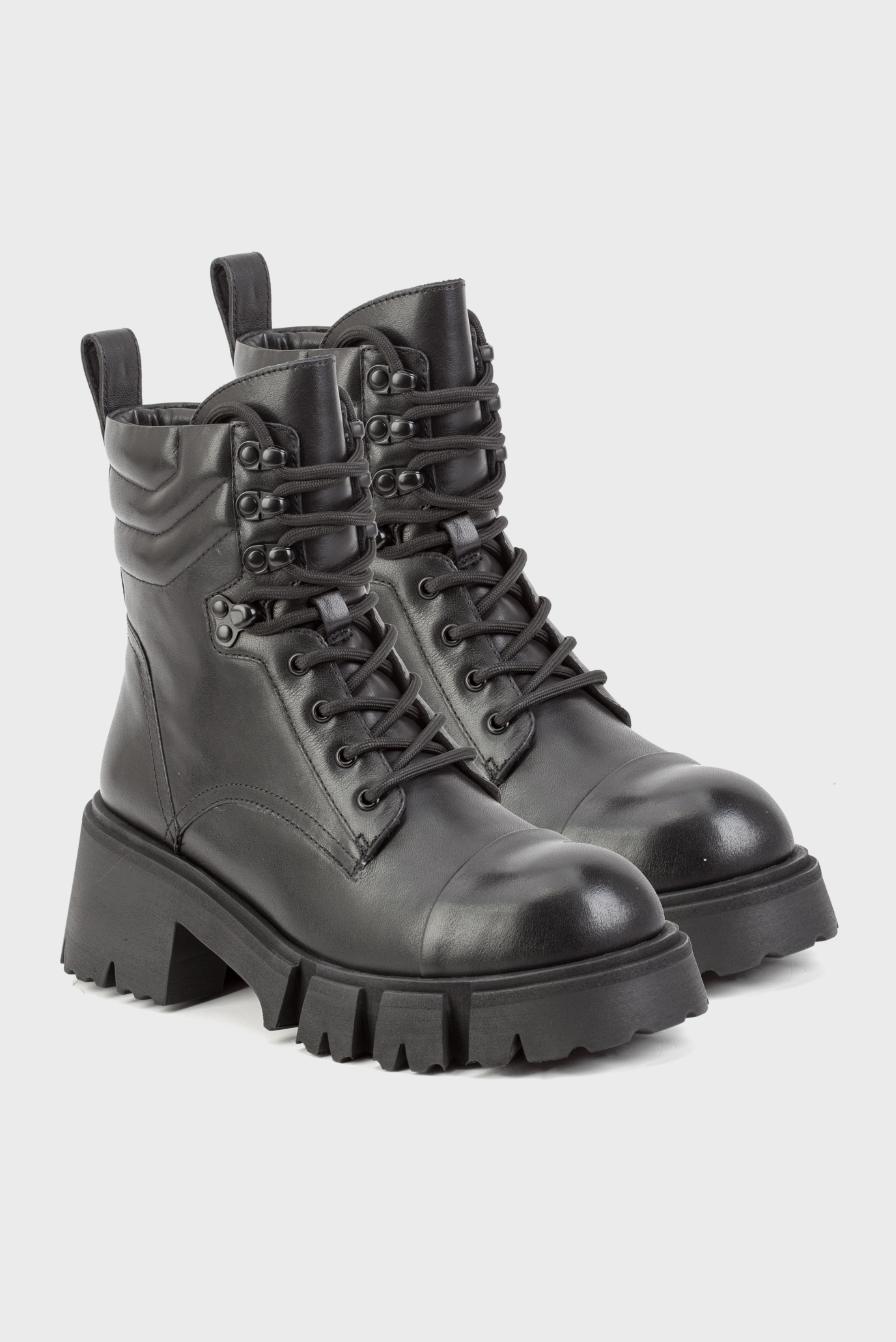 Женские черные кожаные ботинки Kuna 2