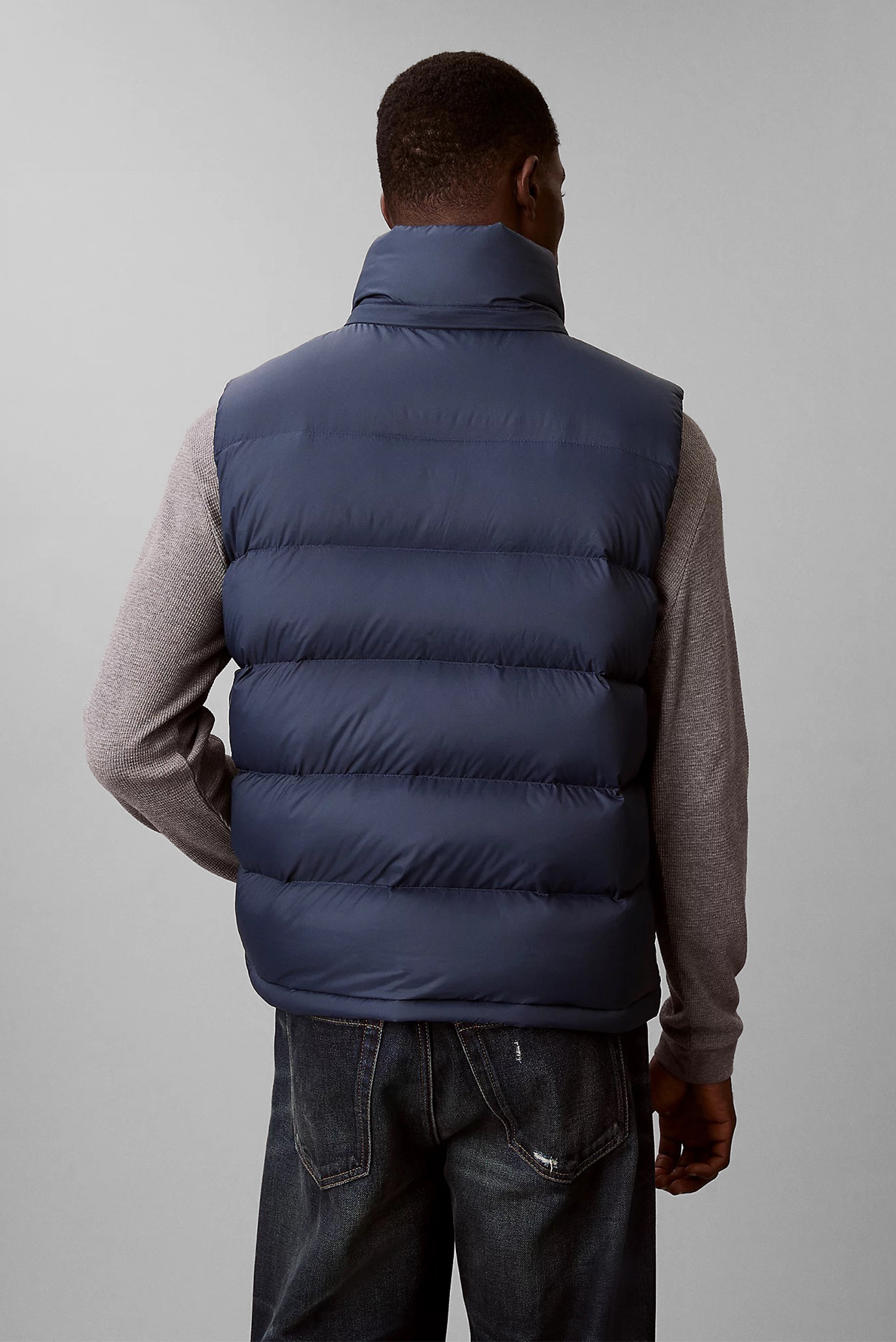 Жилет SVLS NYLON ZIP OFF HOOD DOWN PUF 4