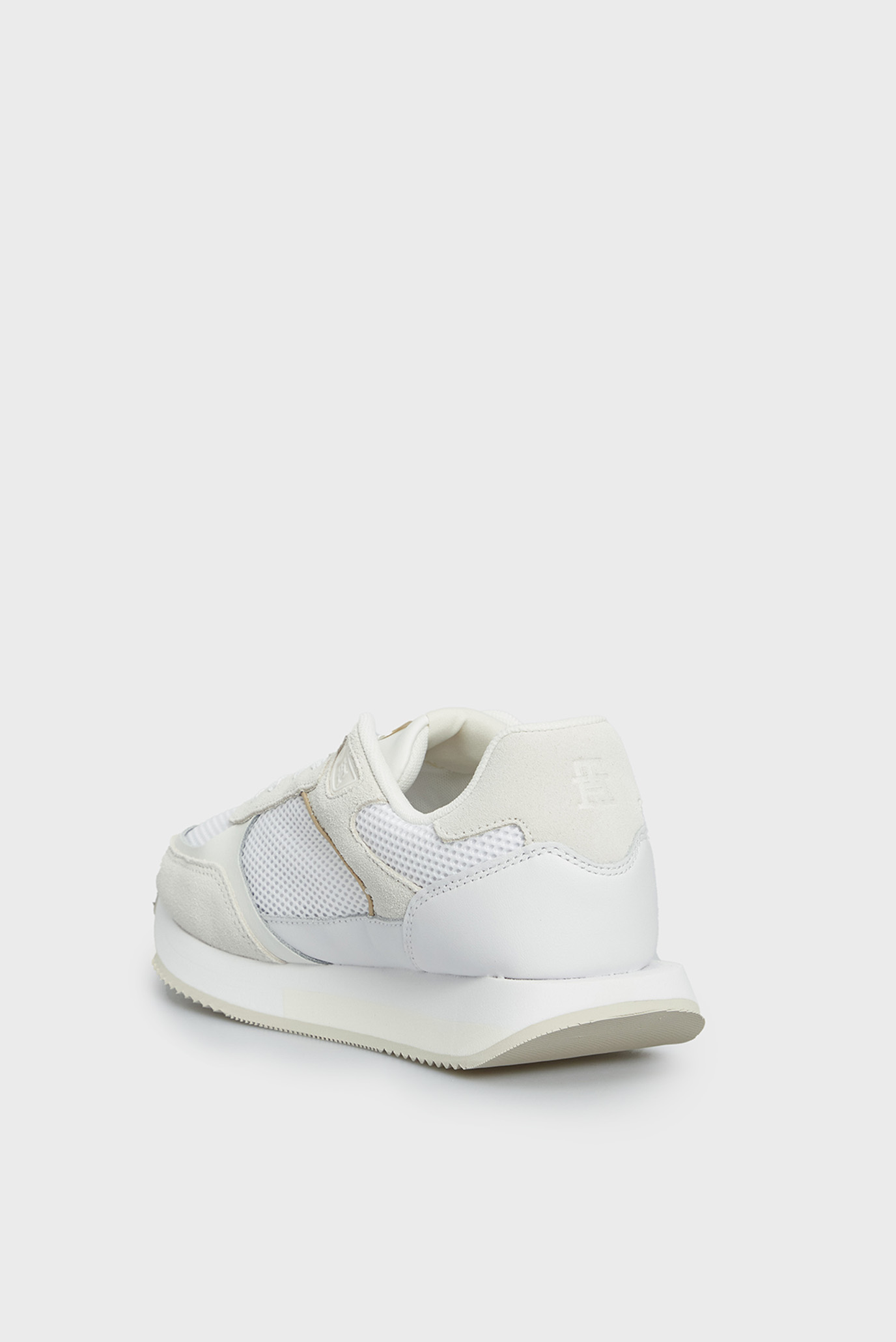 Кроссовки ESSENTIAL ELEVATED RUNNER 5