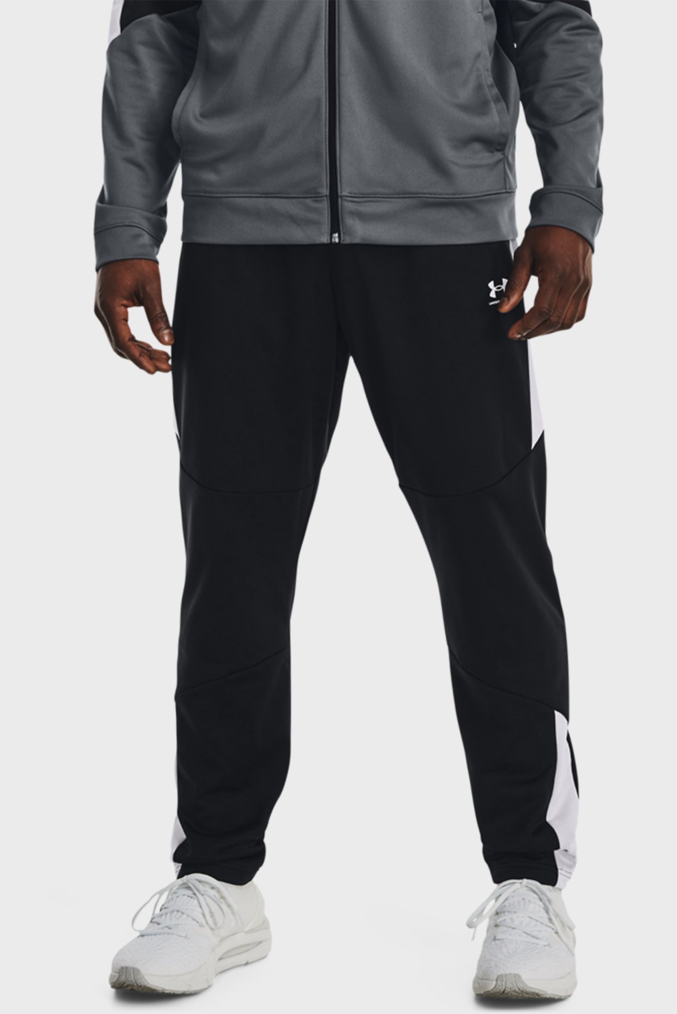 Мужские черные спортивные брюки UA Tricot Fashion Track Pant-BLK 1