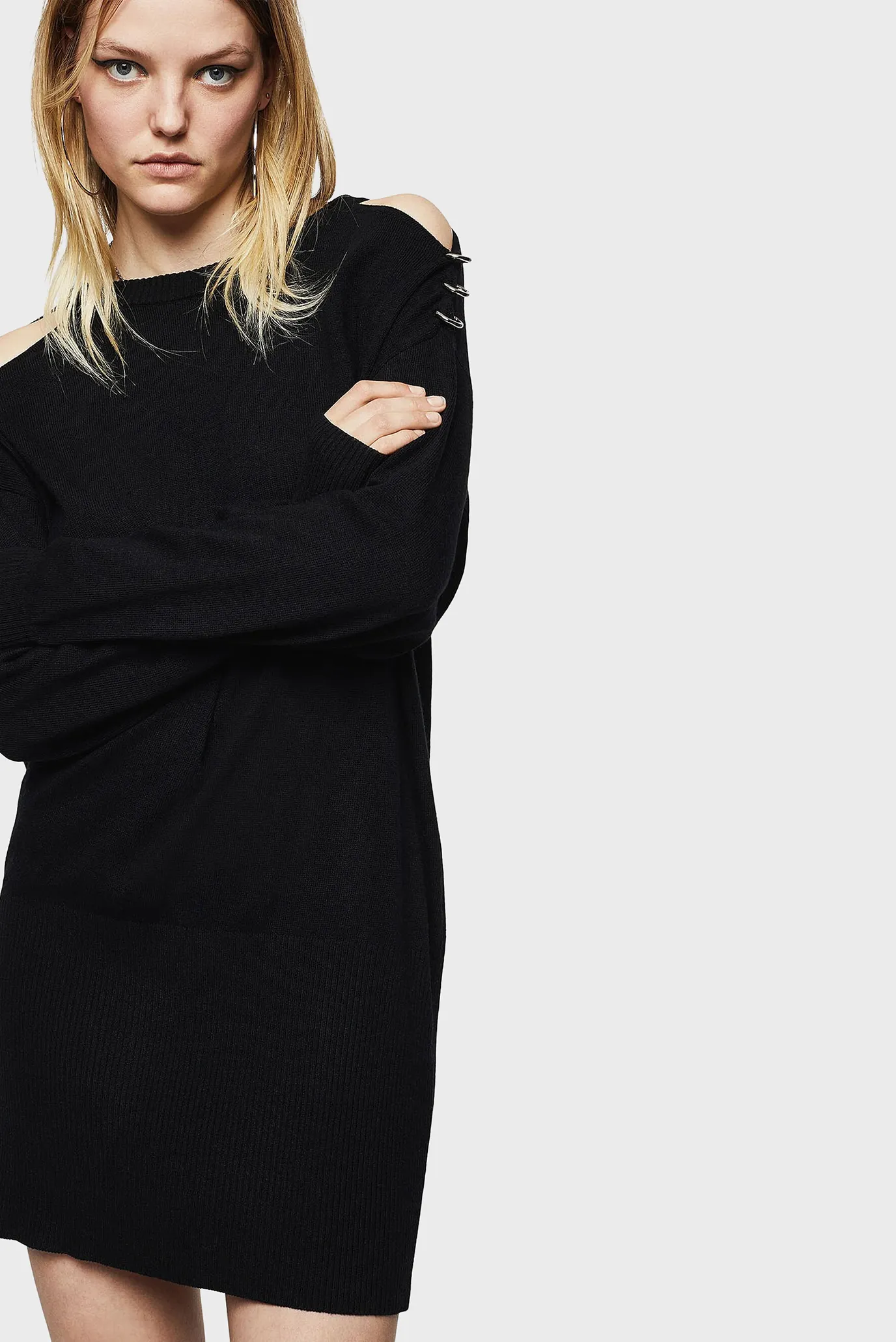 Женское черное платье M-MERS 1