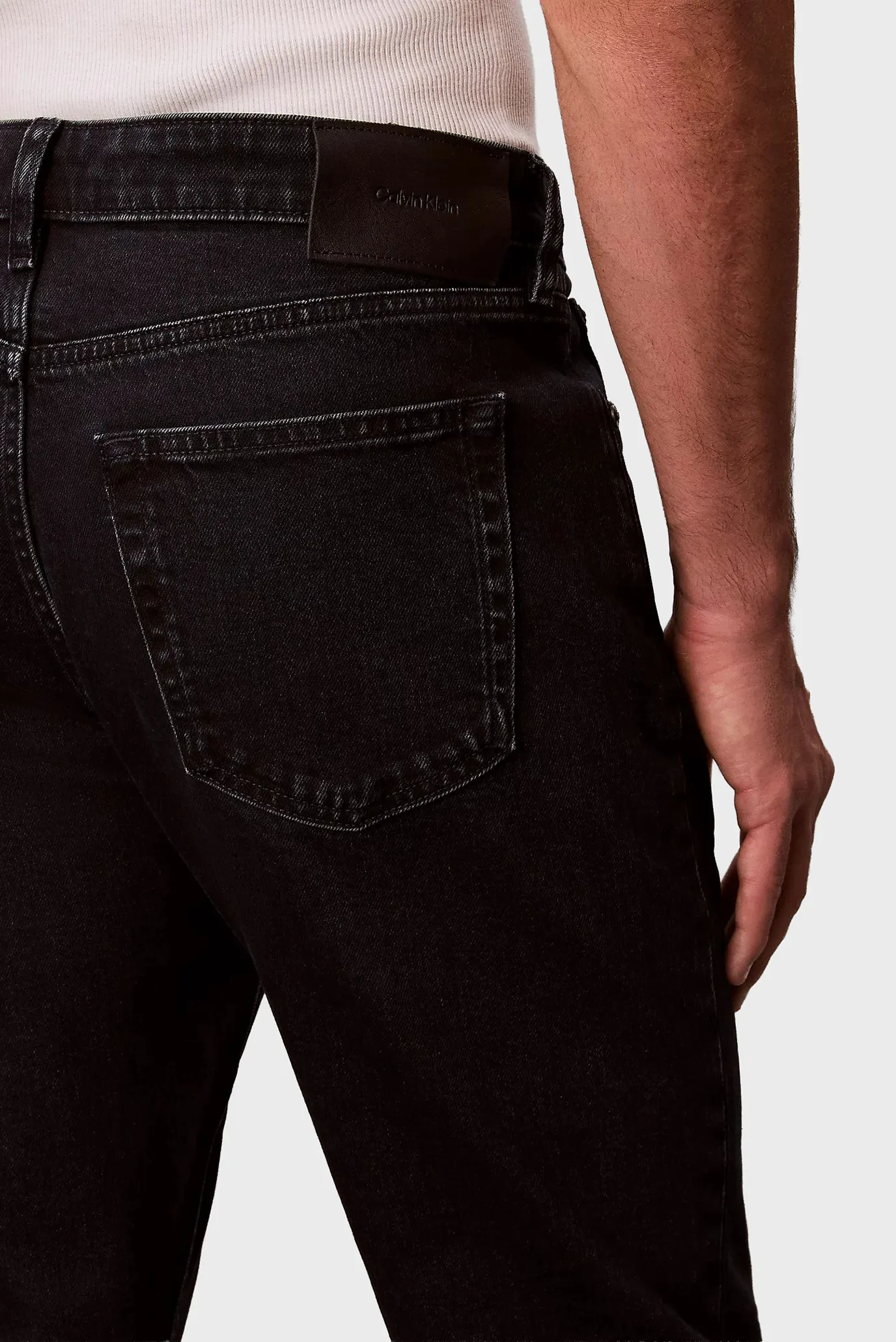 Джинсы SLIM TAPER BLUE BLACK STONE SW J 6