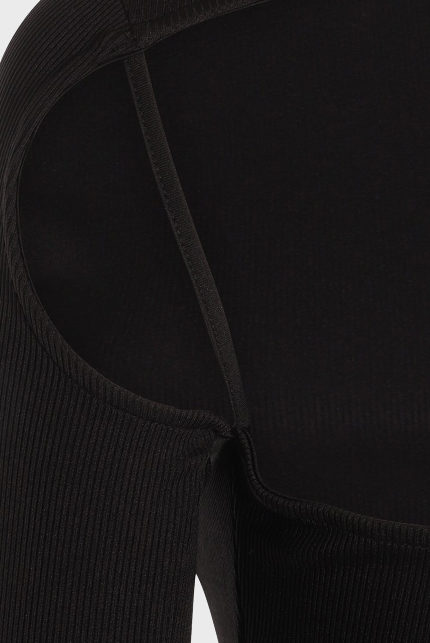 Лонгслив Q-NOVA CUT OUT TURTLENECK TOP 3