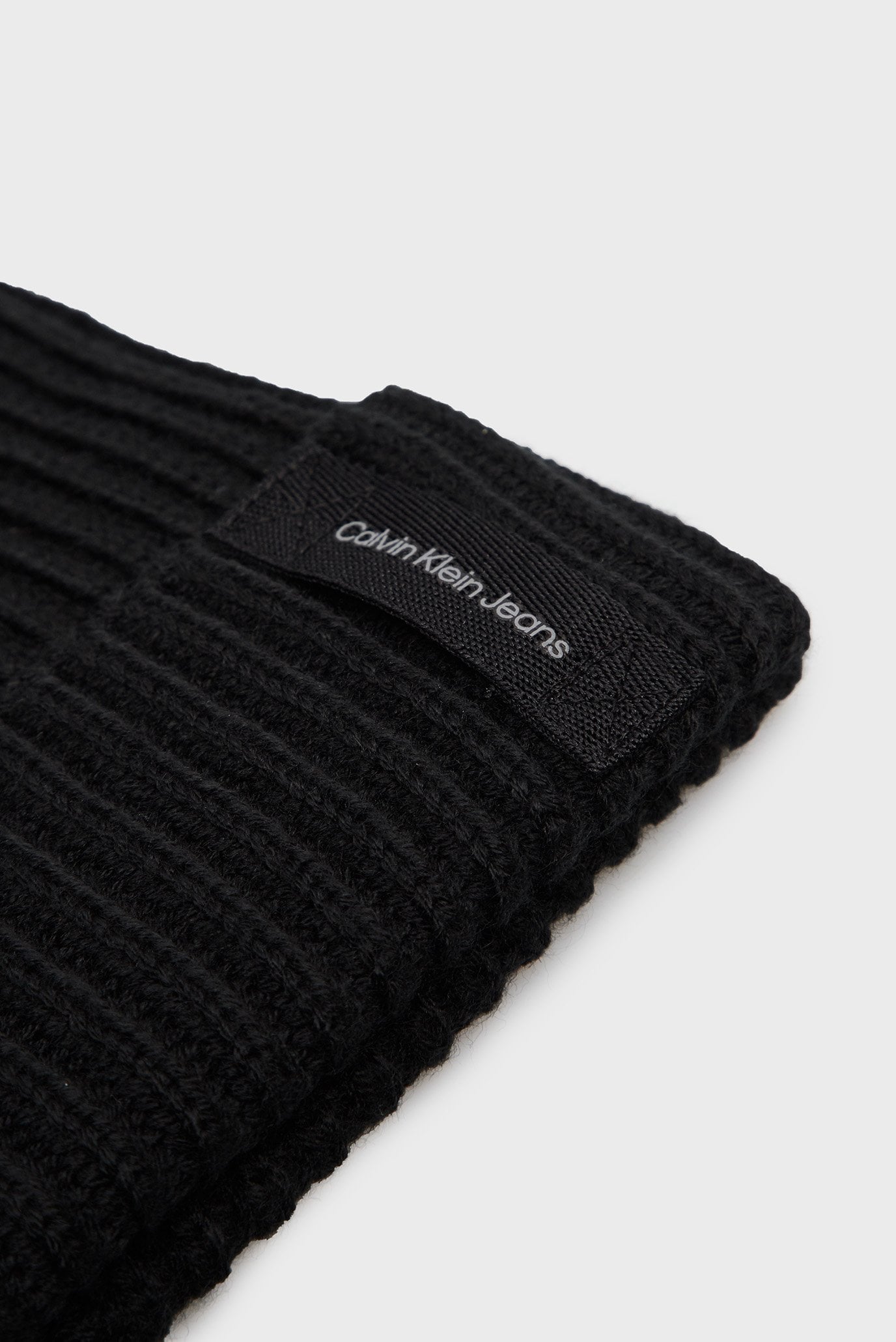 Шапка ULTRALIGHT NYLON BEANIE 2