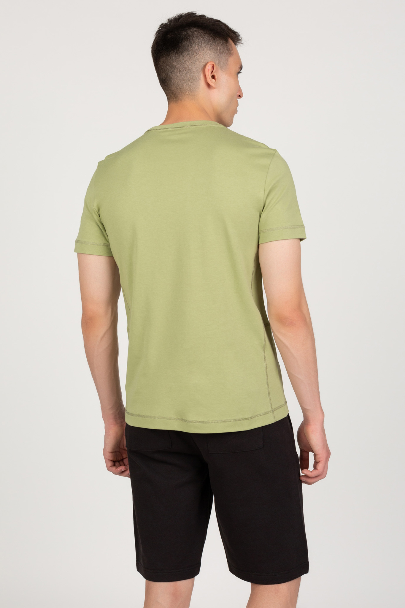 Футболка EMBOSSED COMFORT LOGO T-SHIRT 3