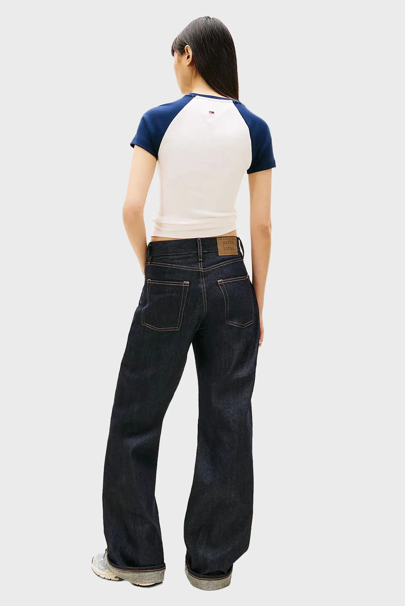 Футболка TJW SLIM TOMMY MARKET RAGLAN 3