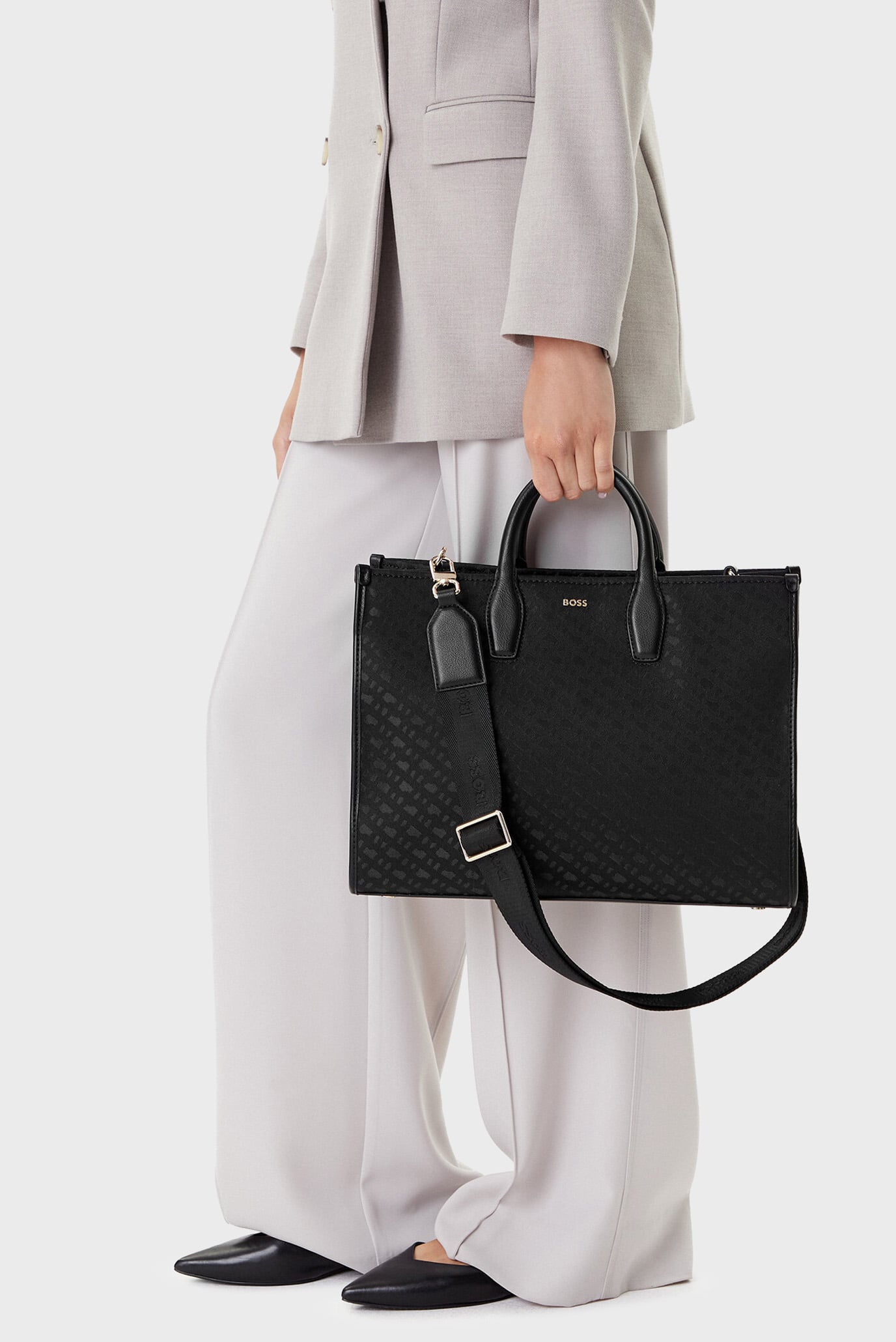 Сумка Sandy MED Tote JAQ 10251556 01 2