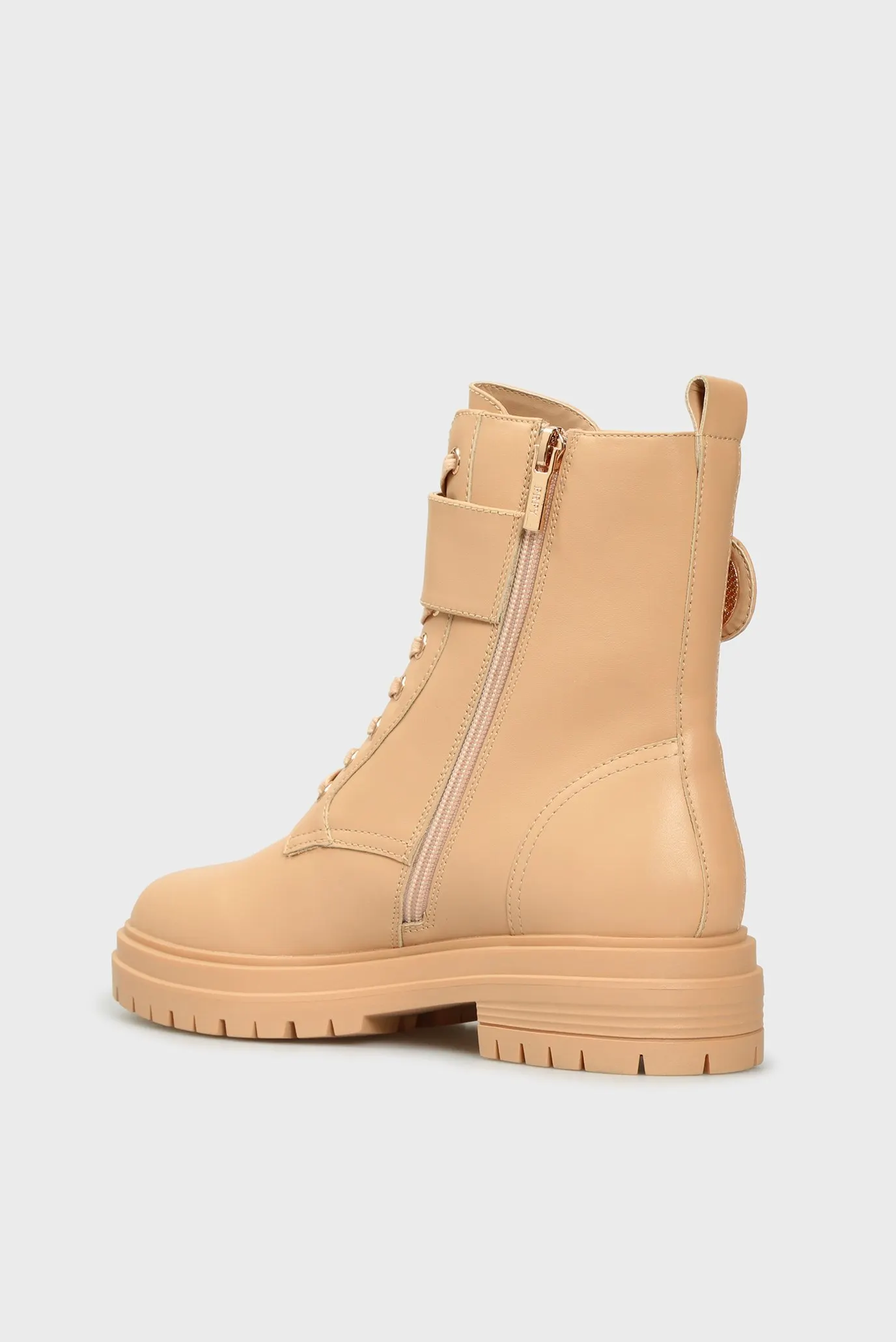 Женские бежевые кожаные ботинки Delaney 3